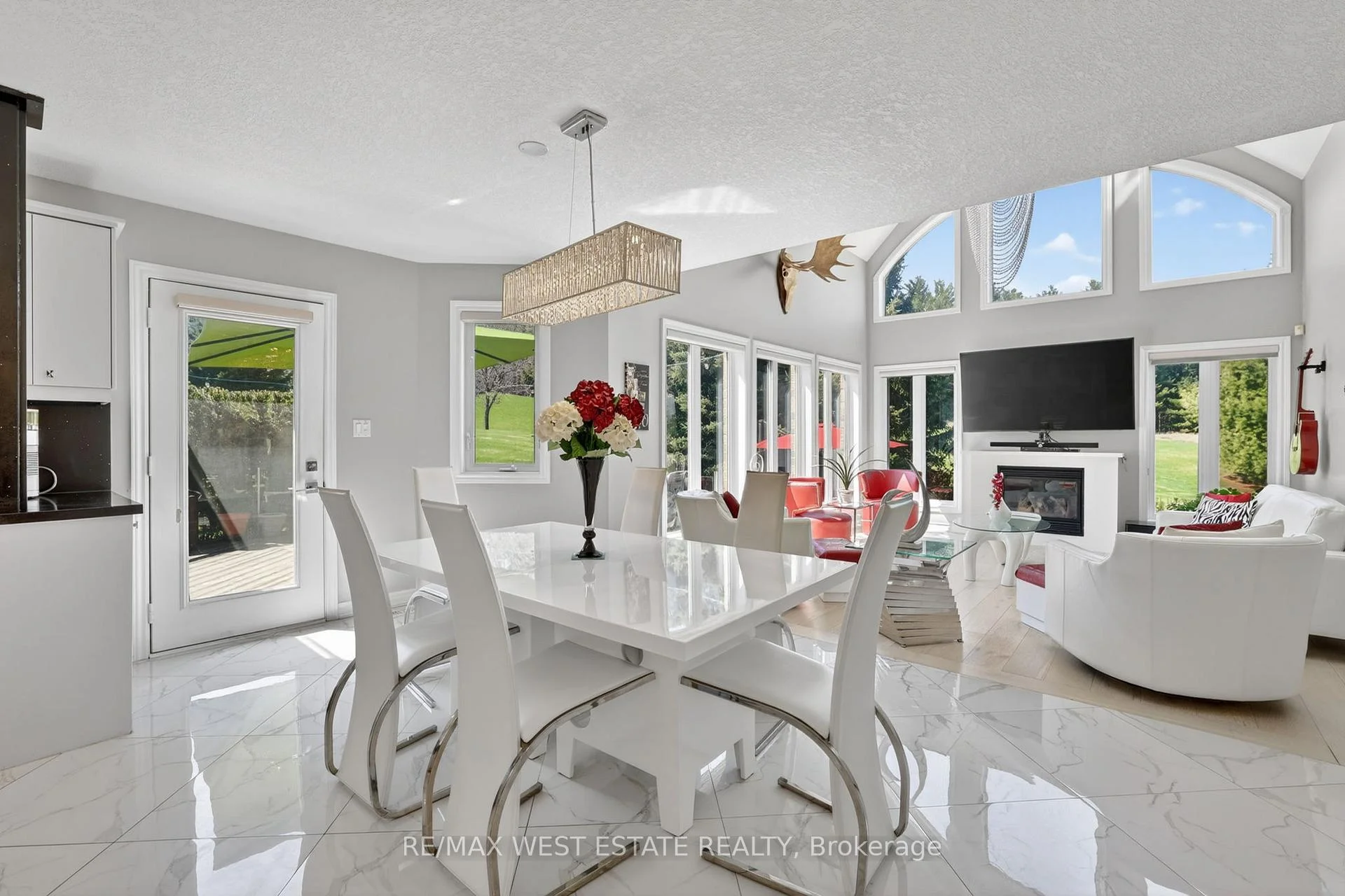 Photo 14 of Unit 5, 10 Zimmerman Drive, Caledon, Rural Caledon — HOMEH
