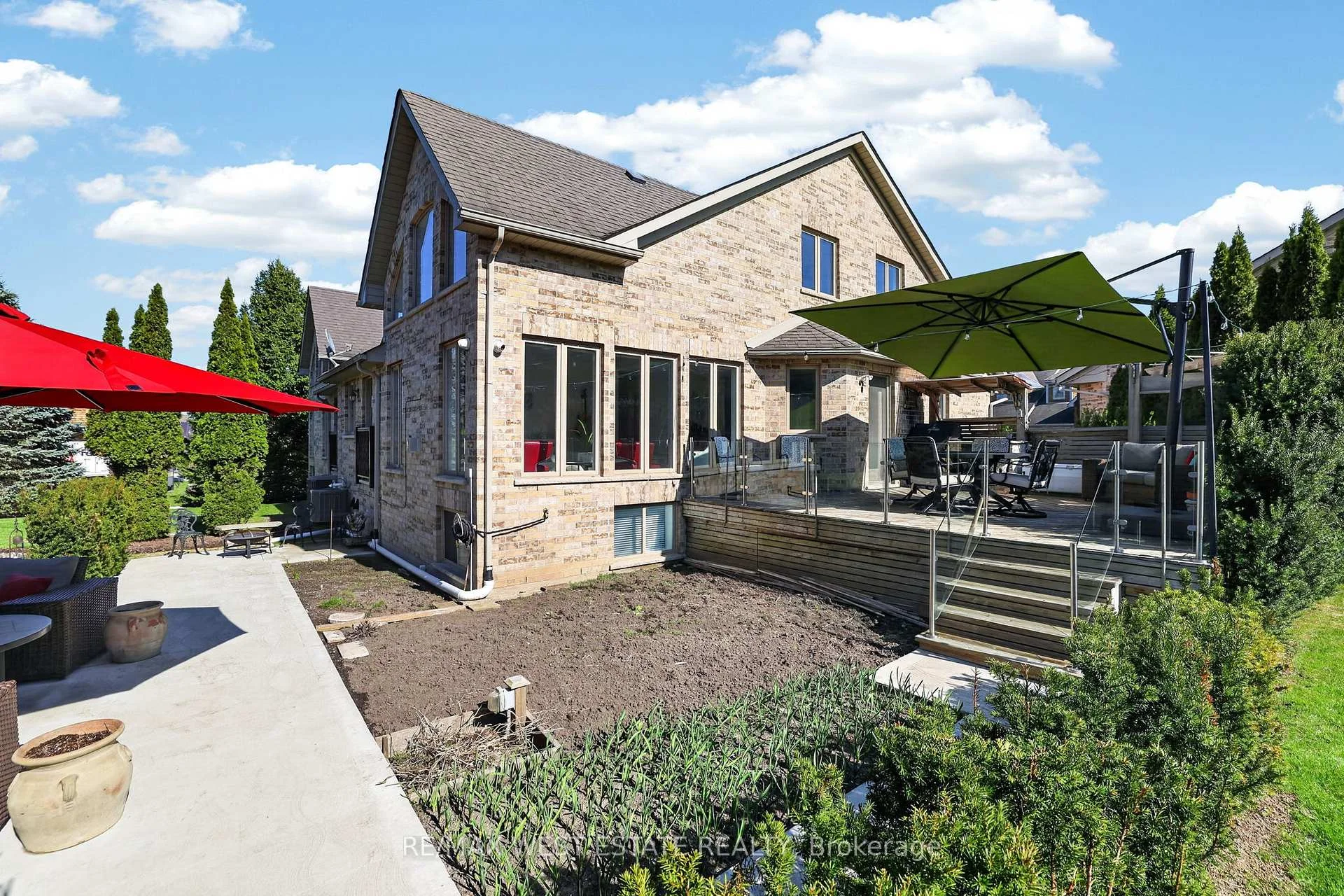 Photo 46 of Unit 5, 10 Zimmerman Drive, Caledon, Rural Caledon — HOMEH