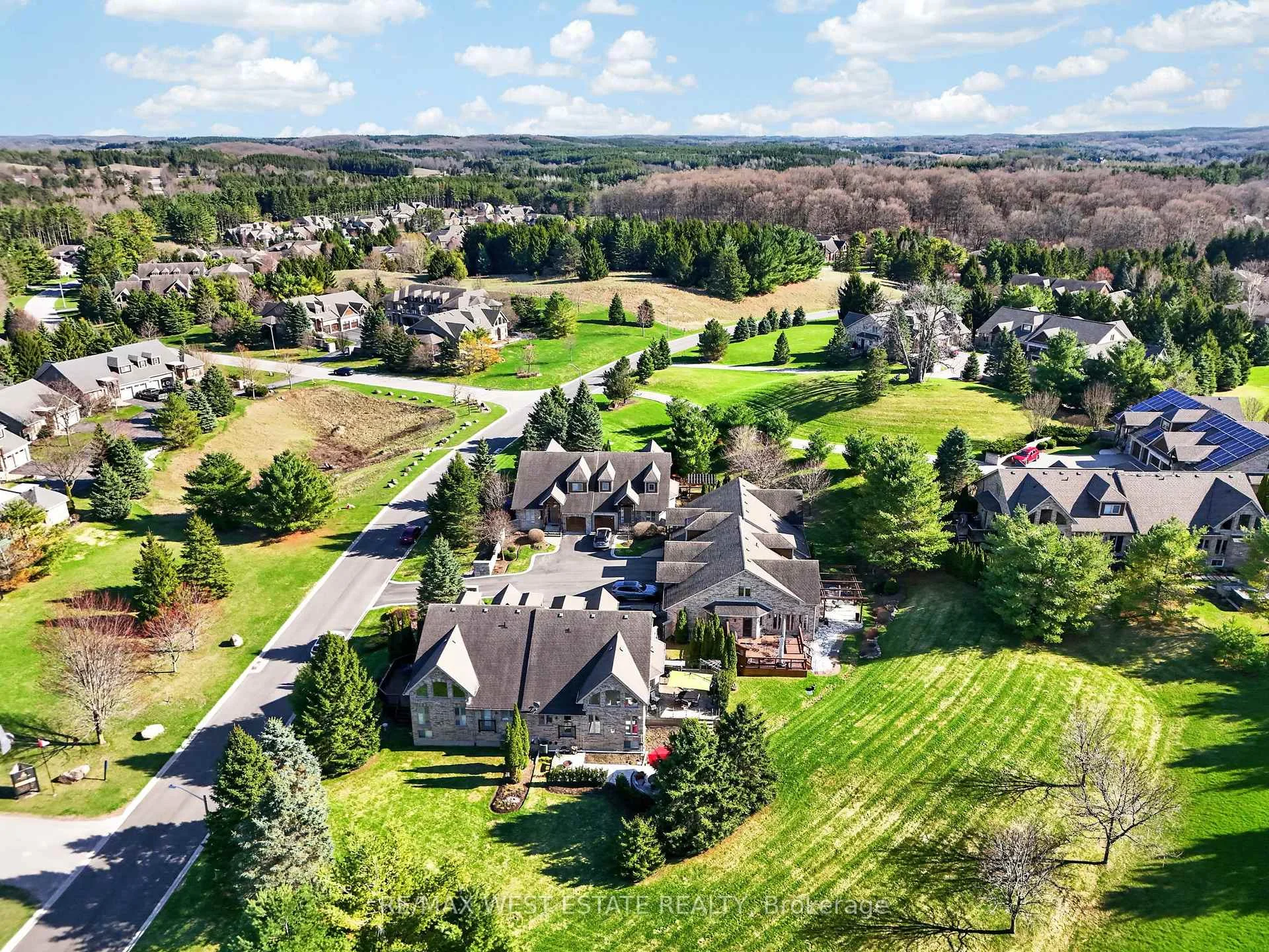 Photo 56 of Unit 5, 10 Zimmerman Drive, Caledon, Rural Caledon — HOMEH