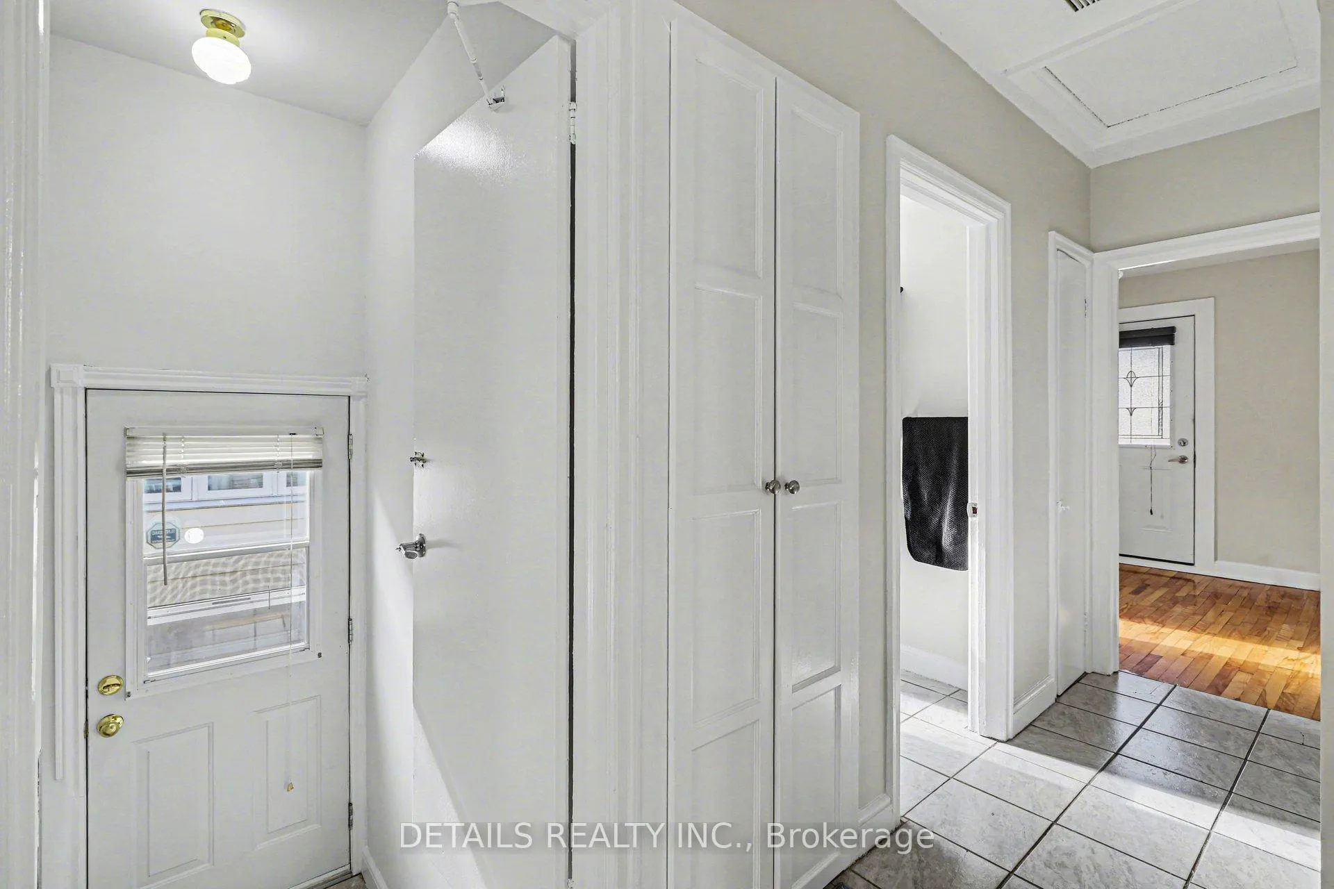 Photo 17 of 189 Gladu Street, Ottawa, Vanier — HOMEH