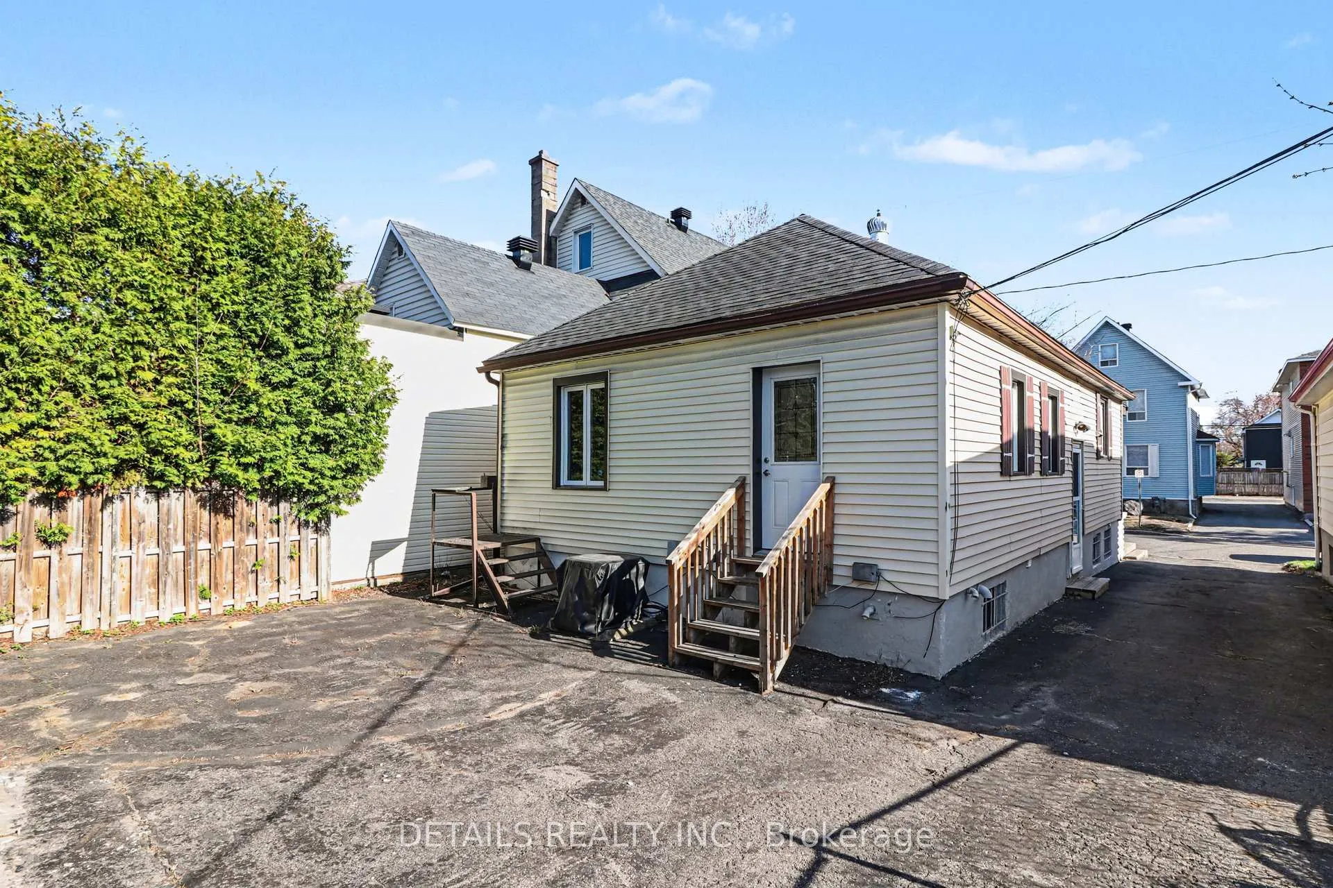 Photo 33 of 189 Gladu Street, Ottawa, Vanier — HOMEH