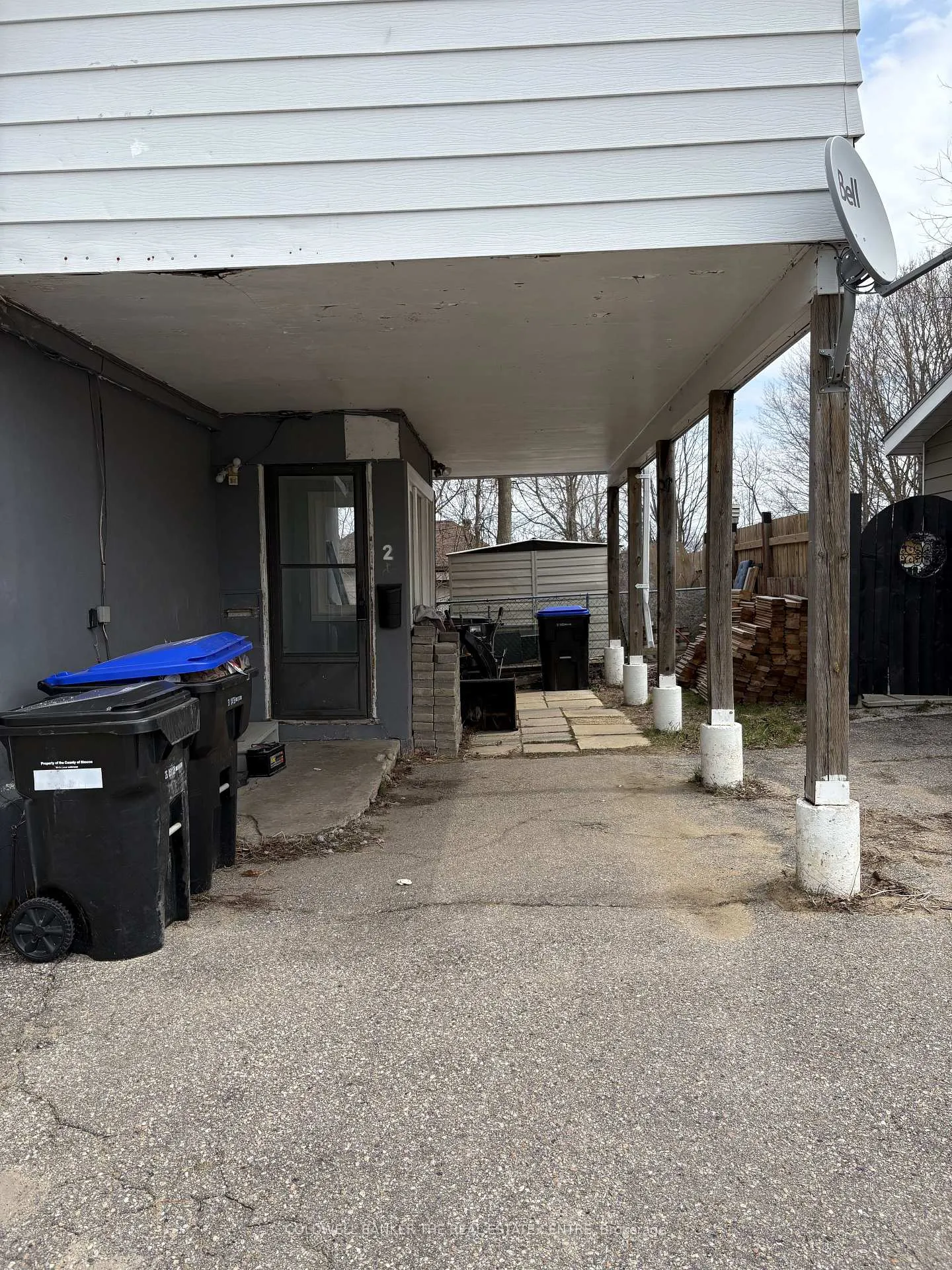 Photo 4 of Unit 2, 117 Eighth Street, Midland — HOMEH