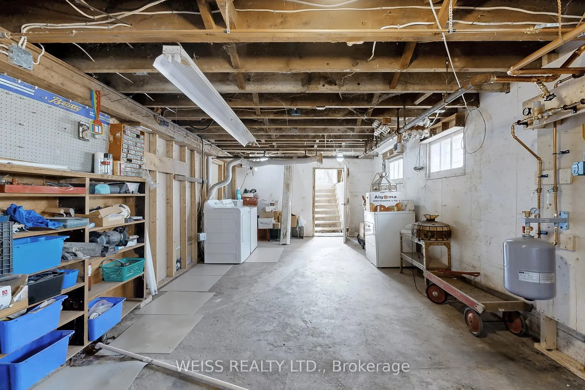 Photo 27 of 261 Wolsely Street, Peterborough, Northcrest Ward 5 — HOMEH