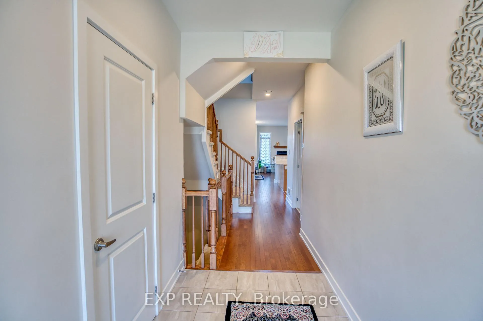 Photo 6 of 24 Kugagami Road, Ottawa, Leitrim — HOMEH