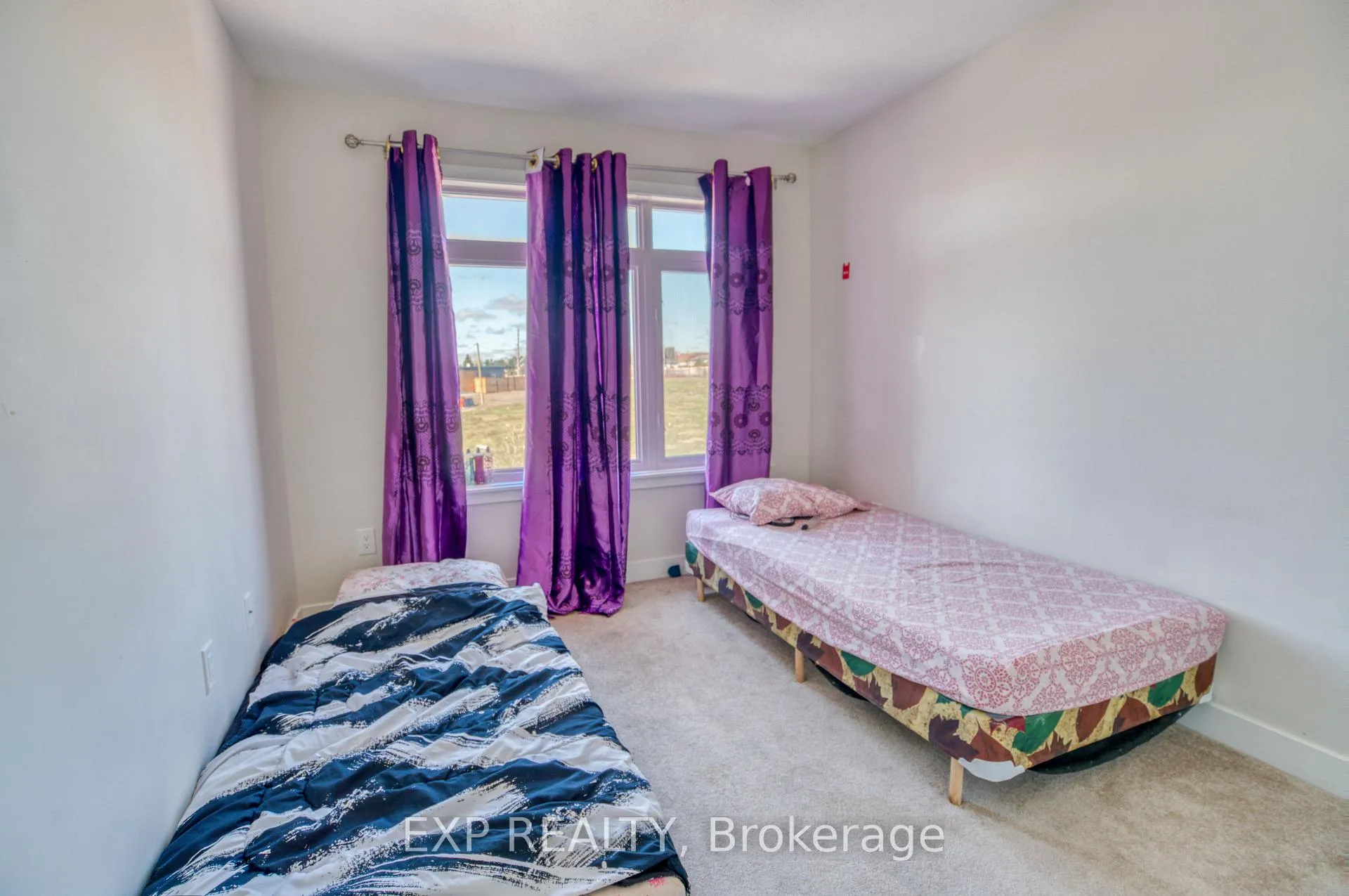 Photo 32 of 24 Kugagami Road, Ottawa, Leitrim — HOMEH