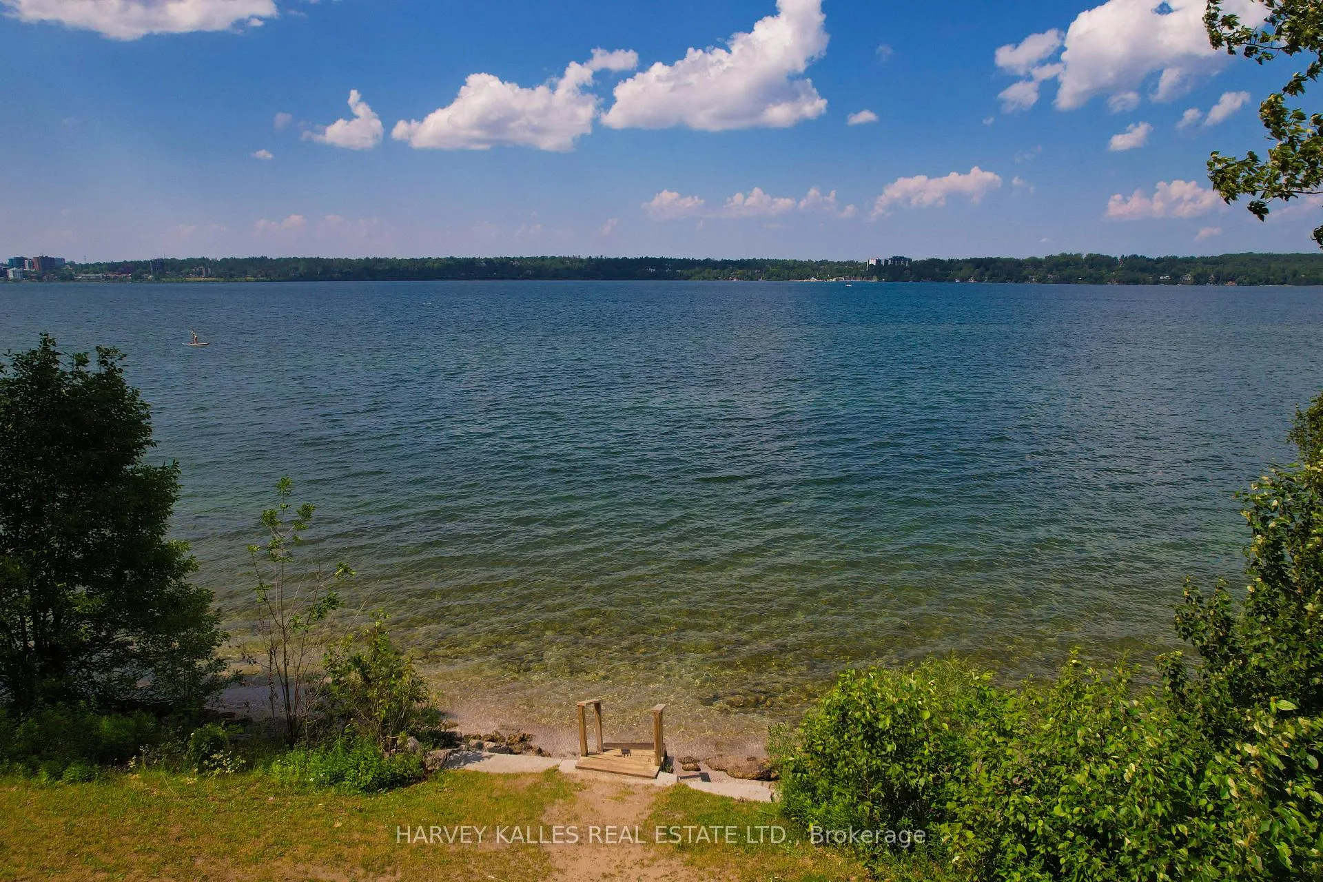 Photo 29 of 23 Royal Oak Drive, Barrie, South Shore — HOMEH