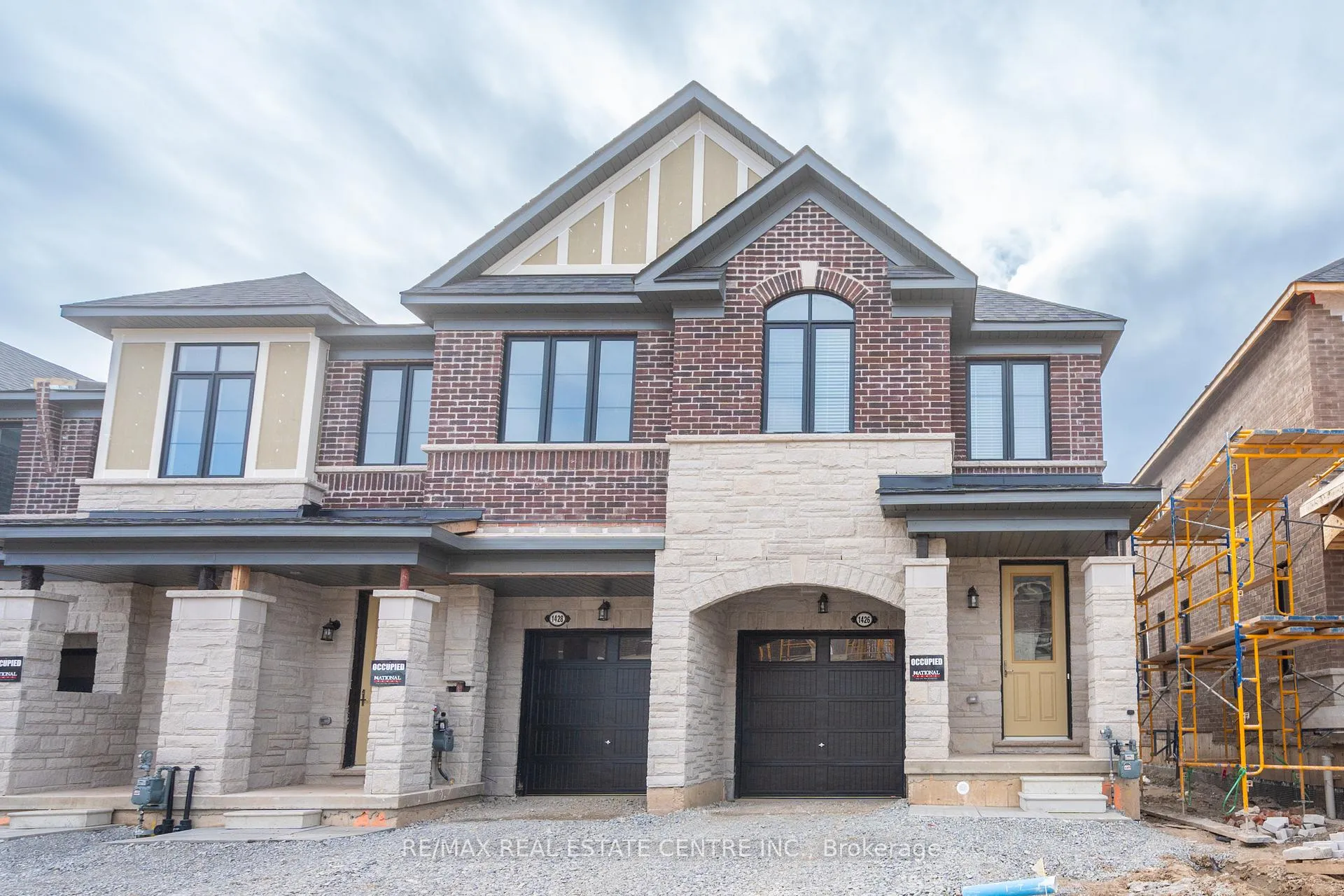 Photo 1 of 1426 Almonte Drive, Burlington, Tyandaga — HOMEH
