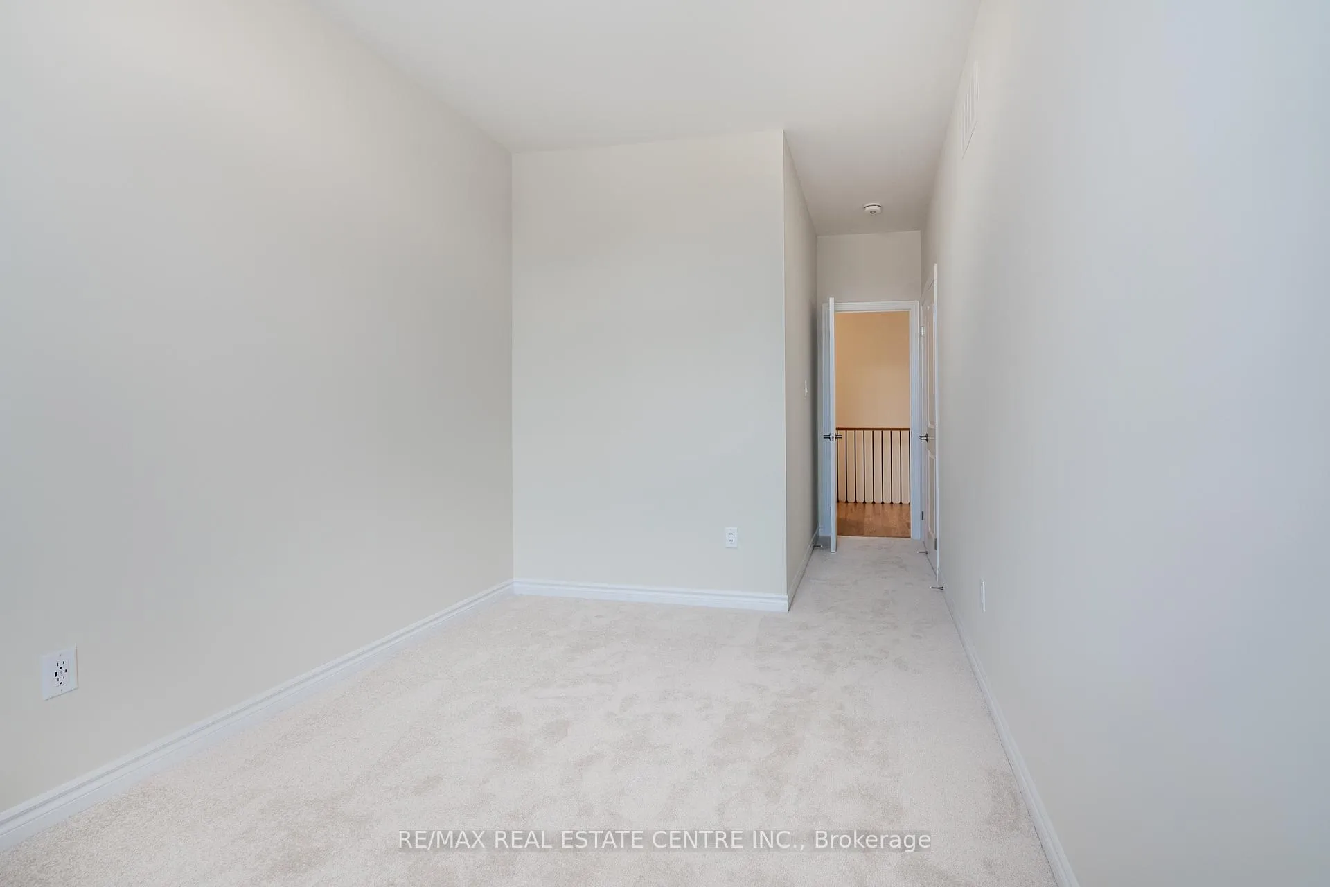 Photo 22 of 1426 Almonte Drive, Burlington, Tyandaga — HOMEH