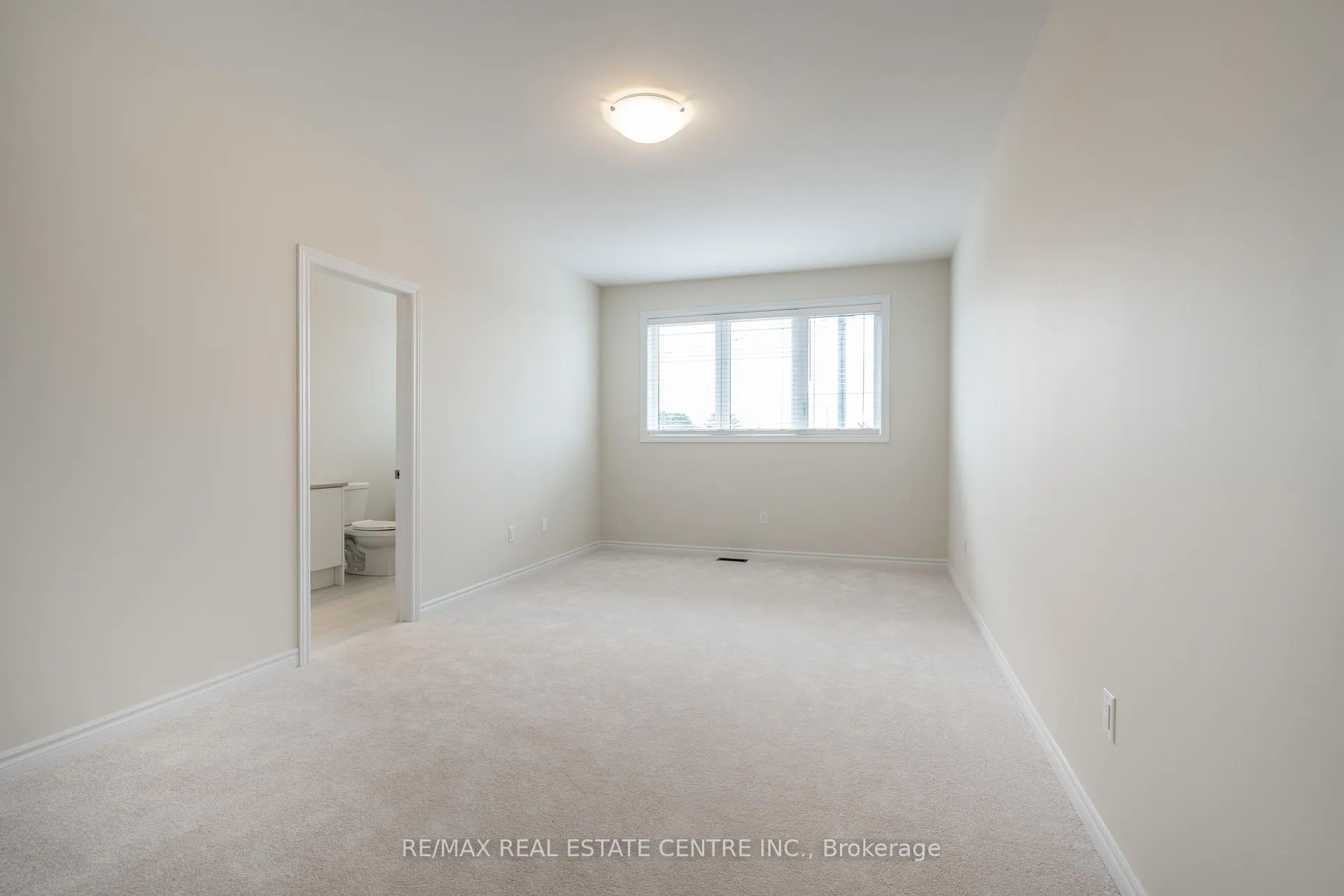 Photo 27 of 1426 Almonte Drive, Burlington, Tyandaga — HOMEH