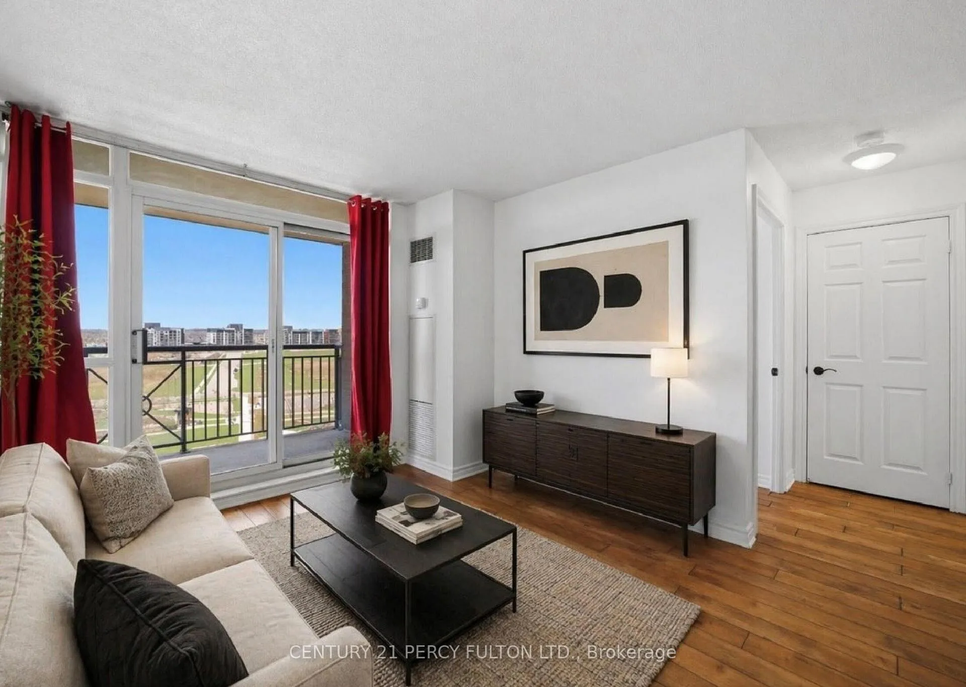 Photo 5 of Unit 902, 2365 Central Park Drive, Oakville, River Oaks — HOMEH
