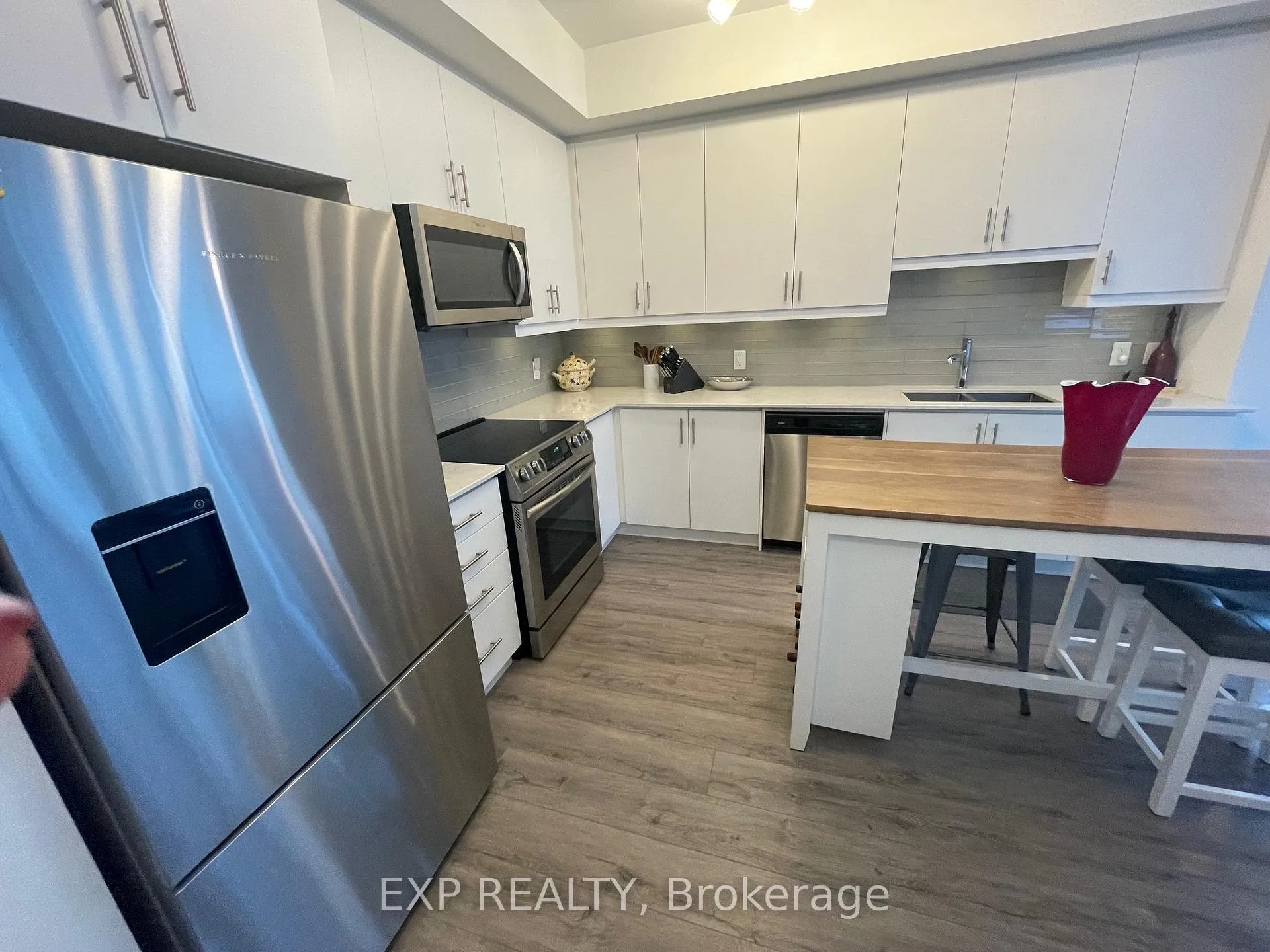 Photo 9 of Unit 101, 340 Plains Road E, Burlington, LaSalle — HOMEH