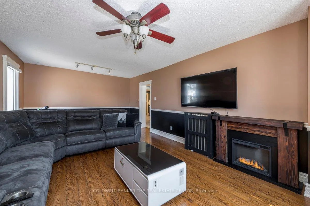 Photo 35 of 46 Park Street, Barrie, Queen's Park — HOMEH