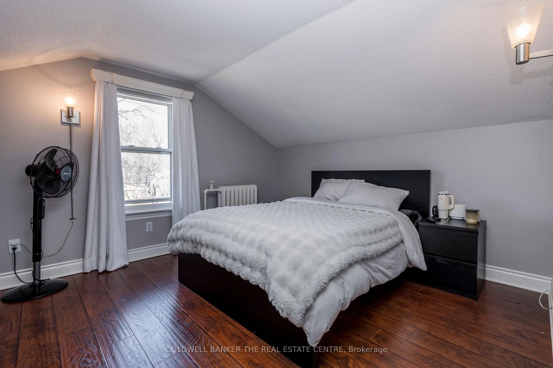 Photo 14 of 46 Park Street, Barrie, Queen's Park — HOMEH