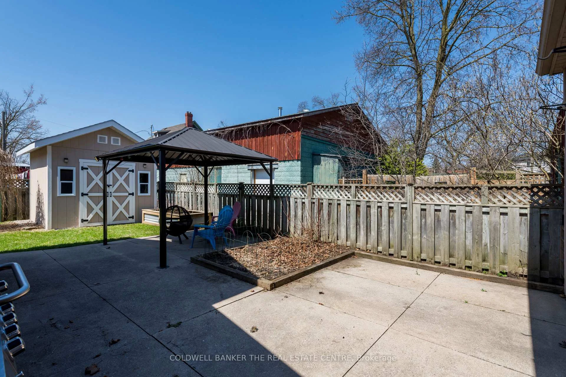 Photo 19 of 46 Park Street, Barrie, Queen's Park — HOMEH