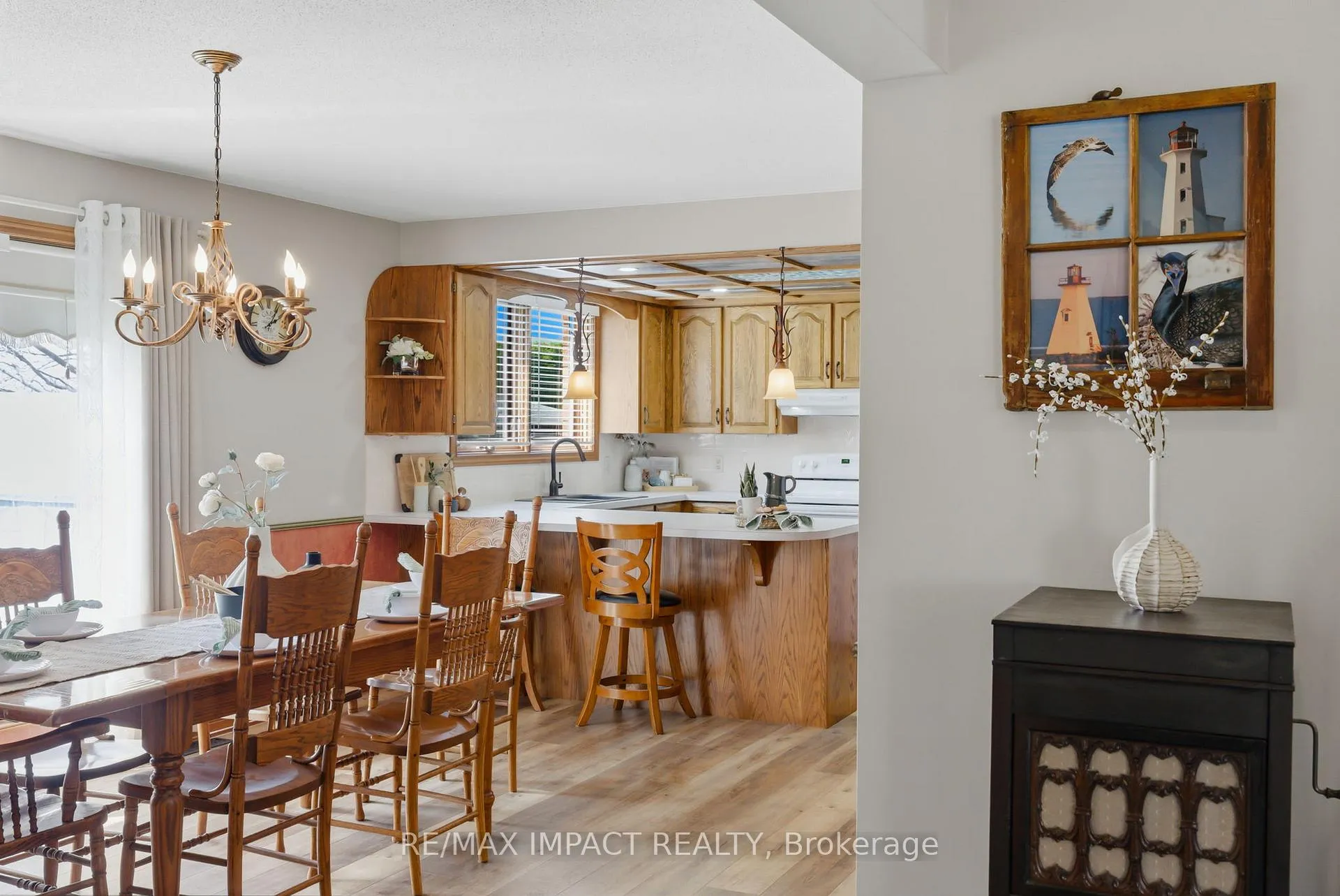 Photo 12 of 5670 Main Street, Clarington, Orono — HOMEH