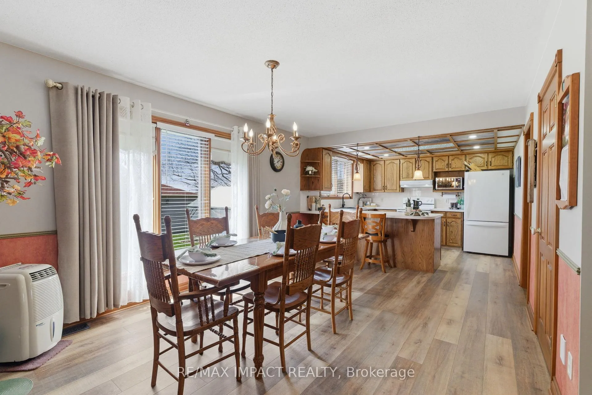 Photo 13 of 5670 Main Street, Clarington, Orono — HOMEH