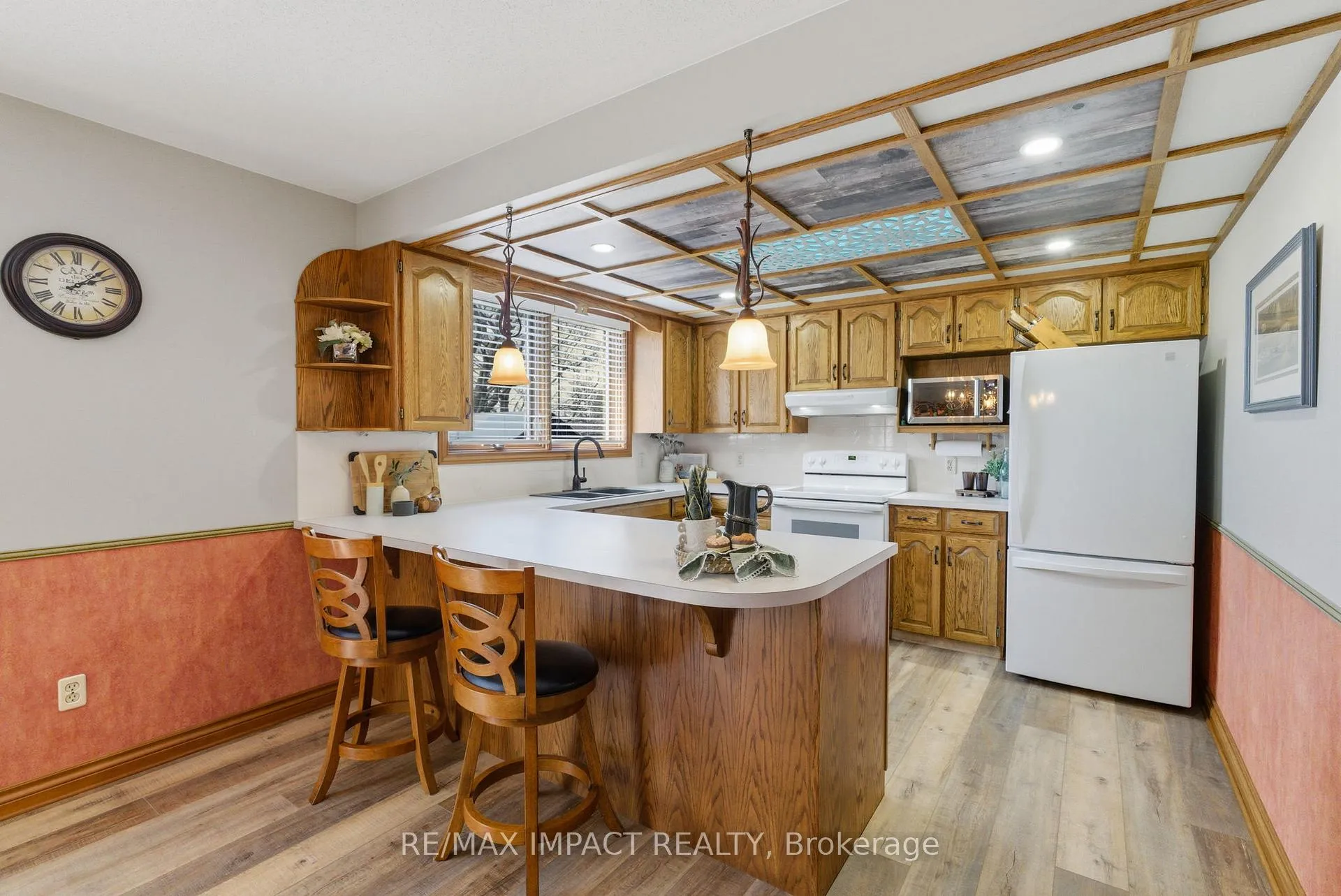 Photo 15 of 5670 Main Street, Clarington, Orono — HOMEH