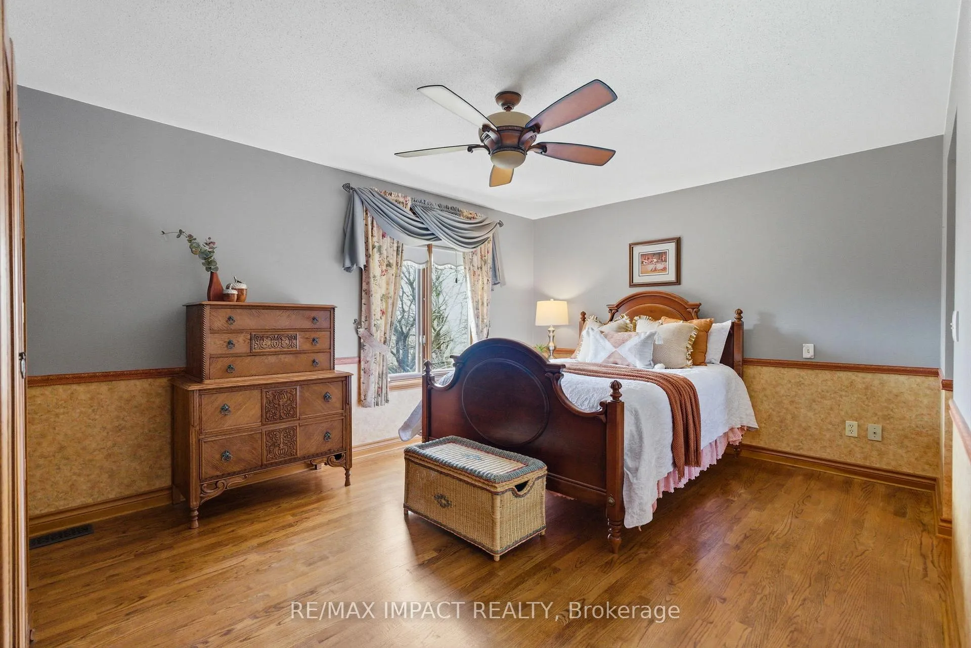 Photo 19 of 5670 Main Street, Clarington, Orono — HOMEH