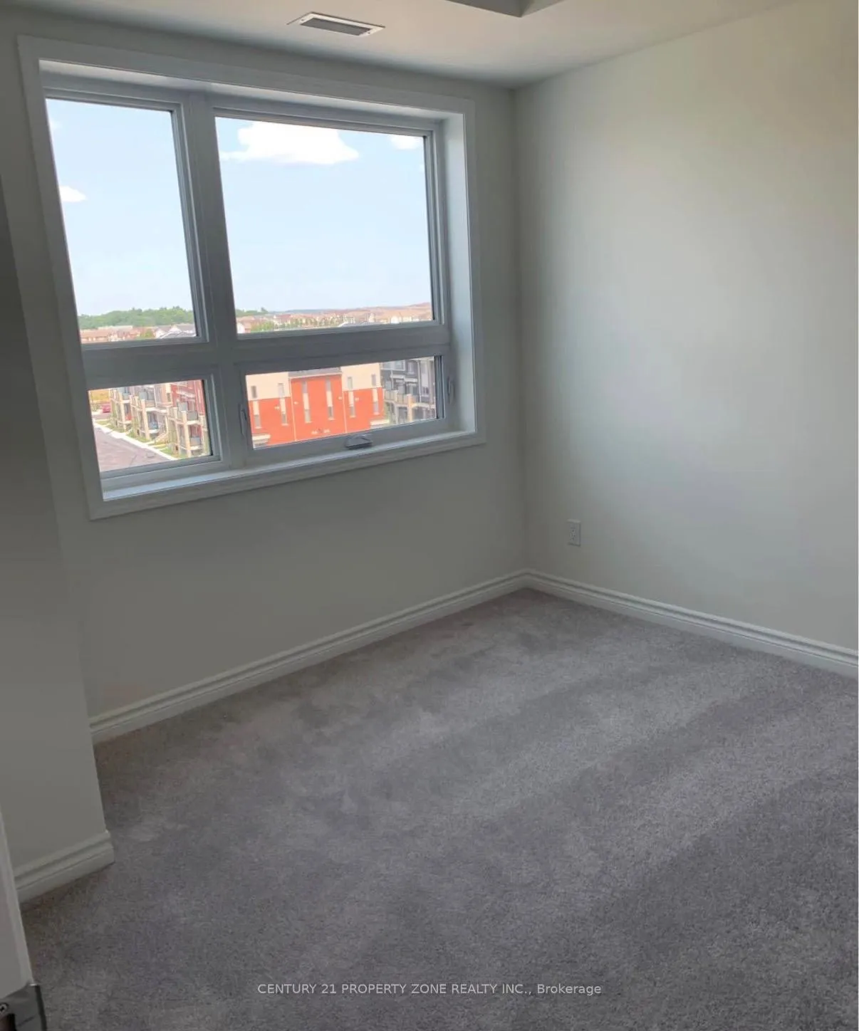 Photo 5 of Unit 620, 200 Lagerfeld Drive, Brampton, Credit Valley — HOMEH