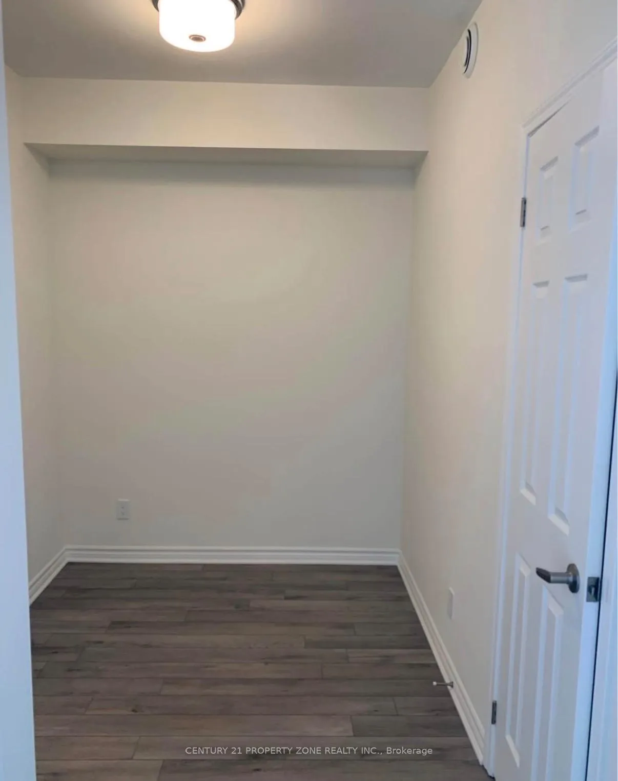 Photo 7 of Unit 620, 200 Lagerfeld Drive, Brampton, Credit Valley — HOMEH
