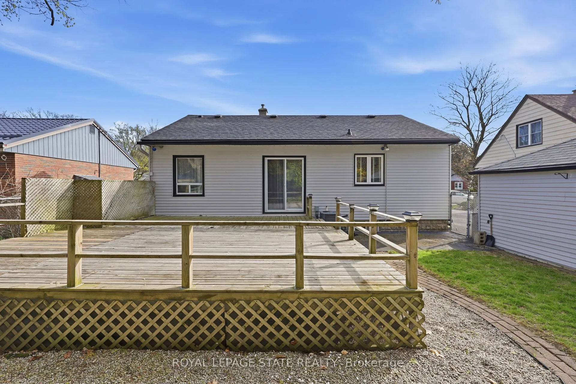 Photo 34 of 37 Central Park Avenue, Hamilton, Dundas — HOMEH