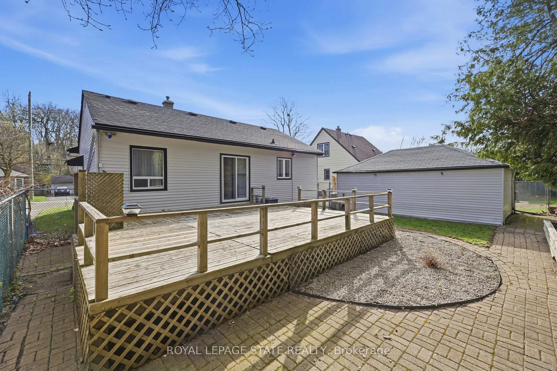 Photo 40 of 37 Central Park Avenue, Hamilton, Dundas — HOMEH