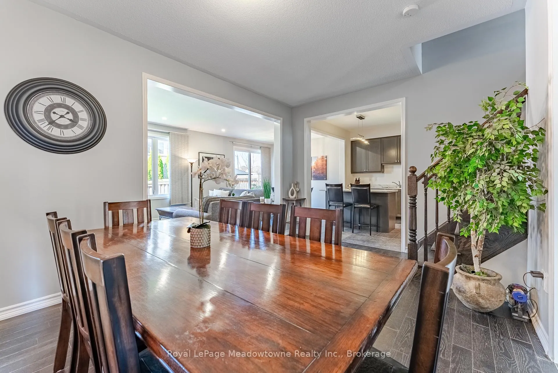 Photo 10 of 325 Gleave Terrace, Milton, Harrison — HOMEH