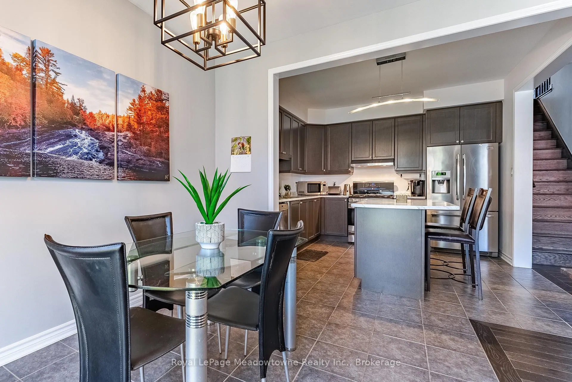 Photo 14 of 325 Gleave Terrace, Milton, Harrison — HOMEH