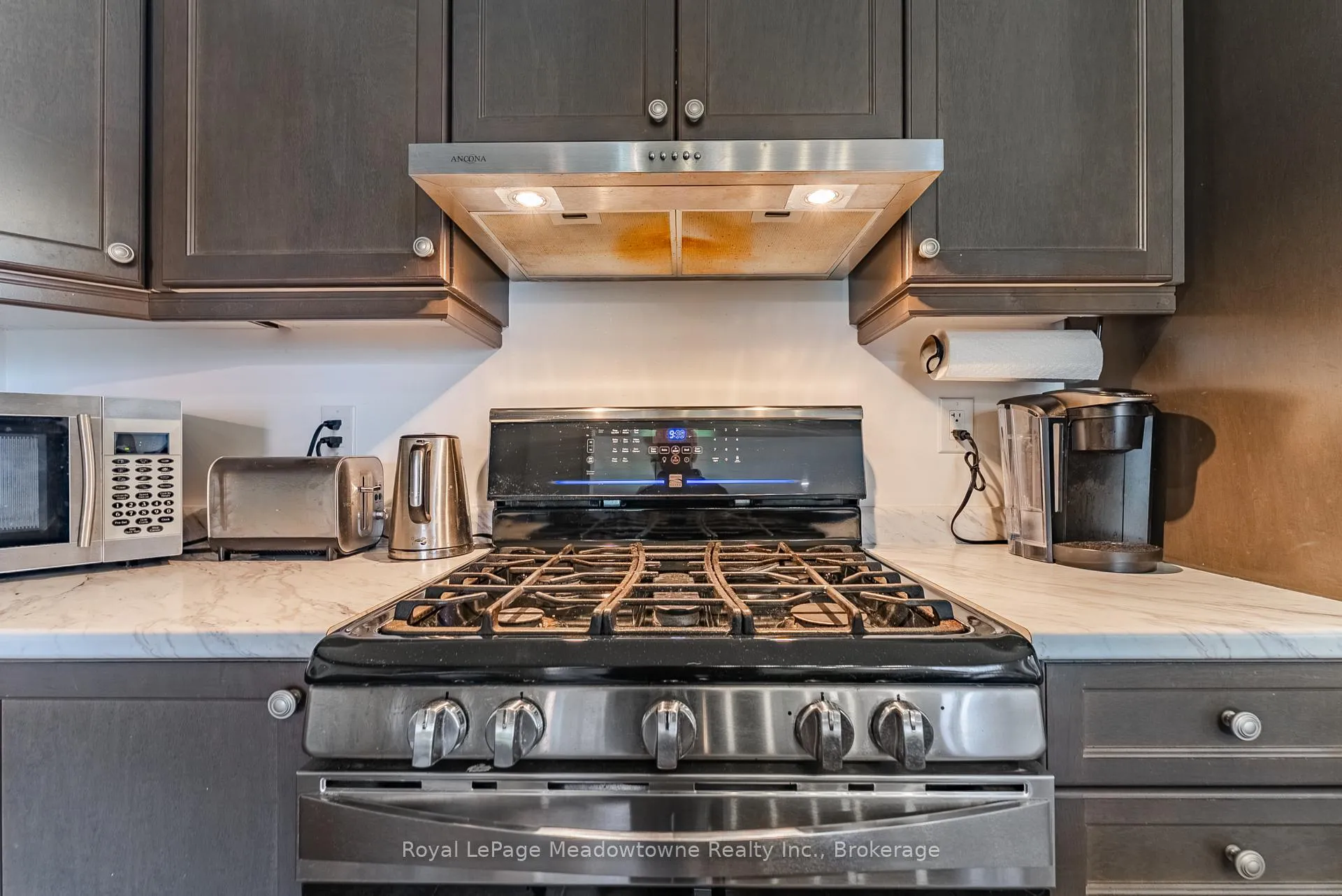 Photo 20 of 325 Gleave Terrace, Milton, Harrison — HOMEH