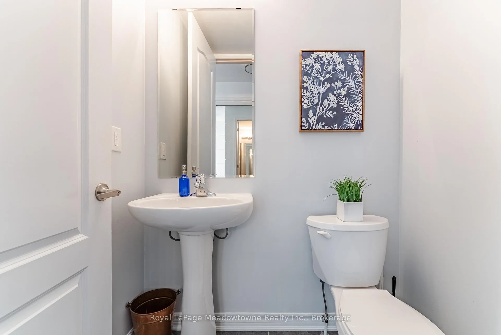 Photo 21 of 325 Gleave Terrace, Milton, Harrison — HOMEH