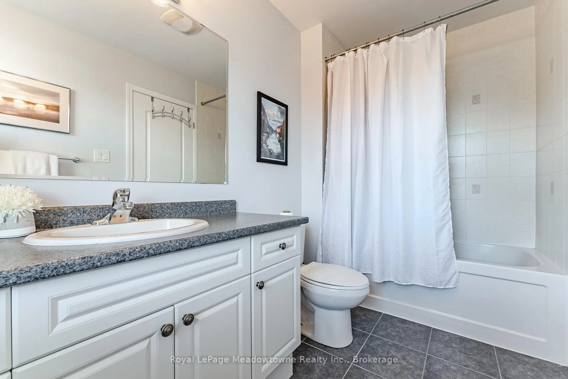 Photo 28 of 325 Gleave Terrace, Milton, Harrison — HOMEH