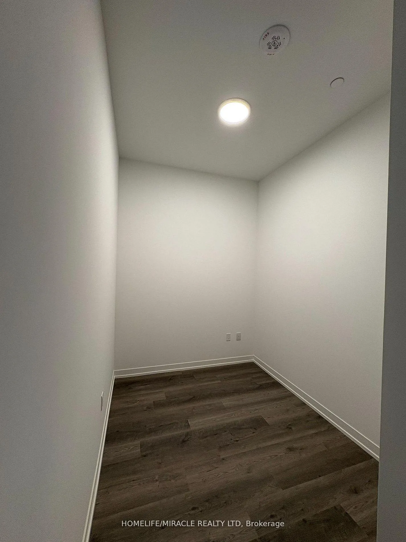 Photo 6 of Unit 607, 8 Interchange Way, Vaughan, Vaughan Corporate Centre — HOMEH