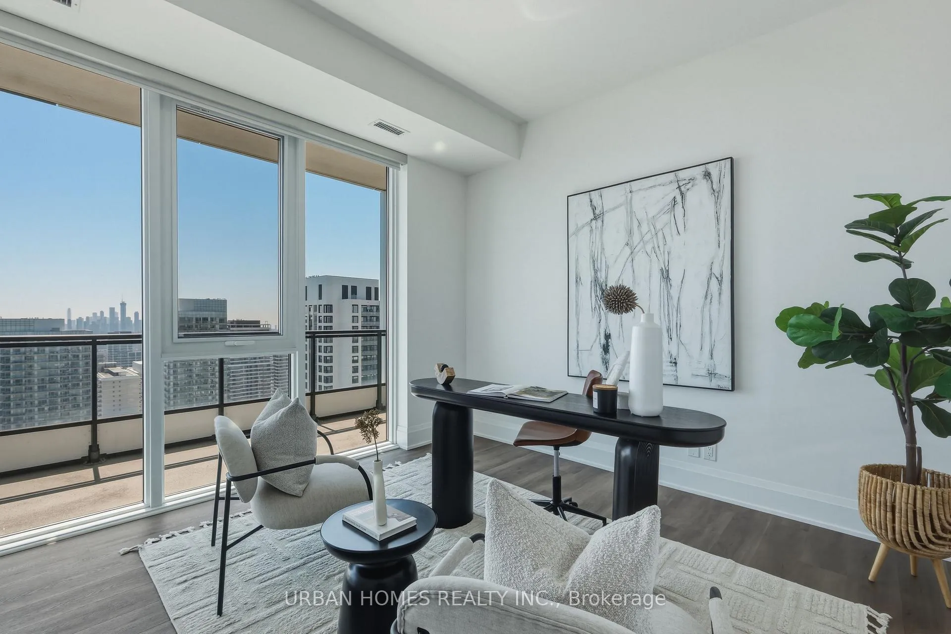 Photo 6 of Unit 3602, 65 Broadway Avenue, Toronto, Mount Pleasant West — HOMEH