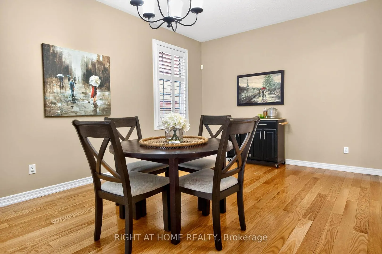 Photo 8 of 7 Messina Avenue, Brampton, Bram West — HOMEH