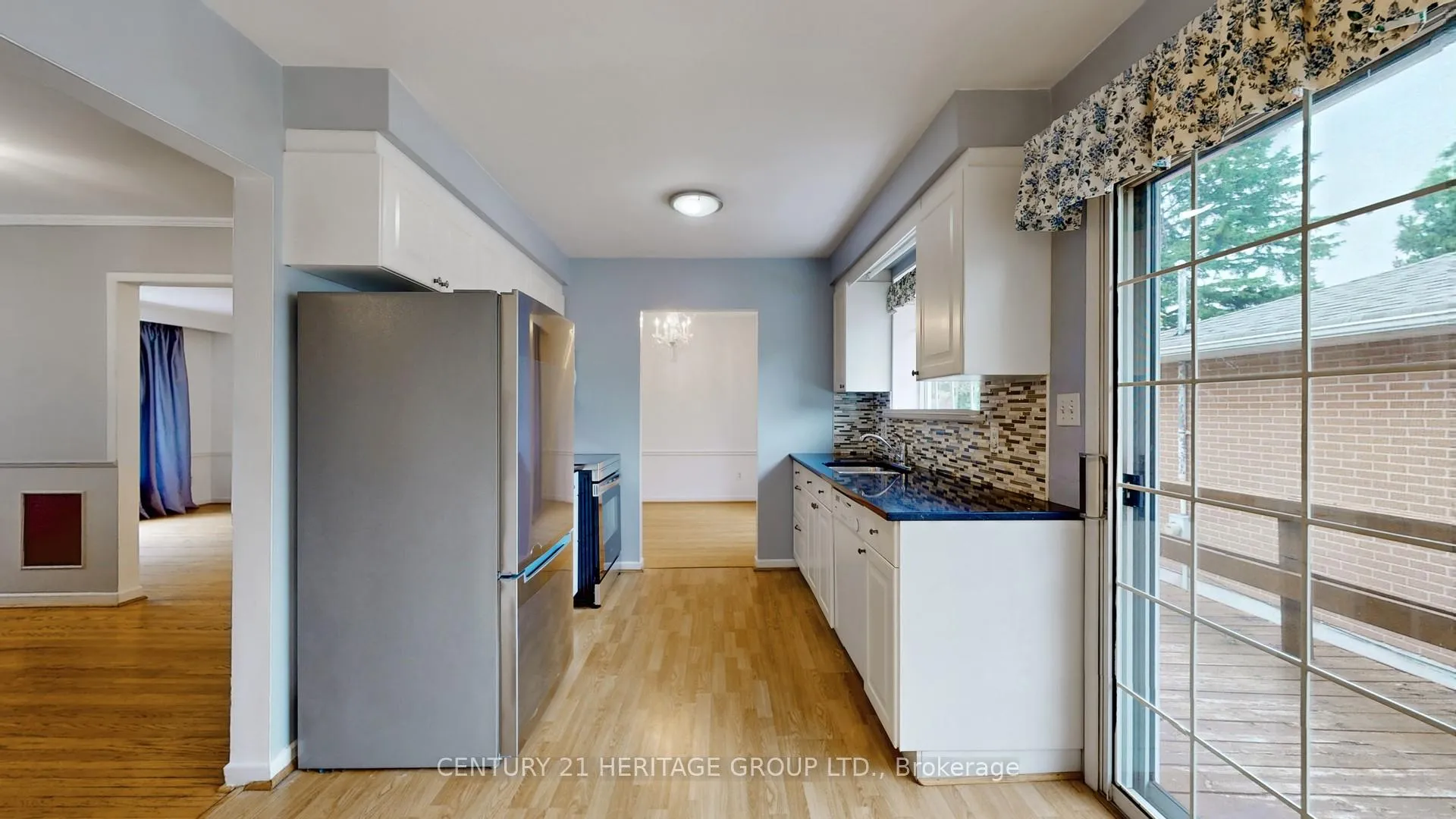 Photo 9 of 1 Dunsinane Drive, Markham, Royal Orchard — HOMEH