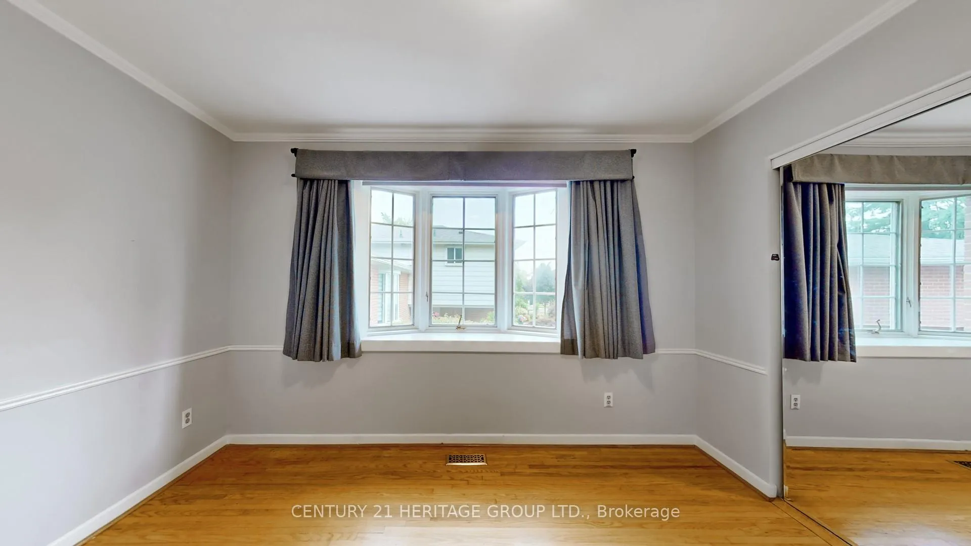 Photo 24 of 1 Dunsinane Drive, Markham, Royal Orchard — HOMEH