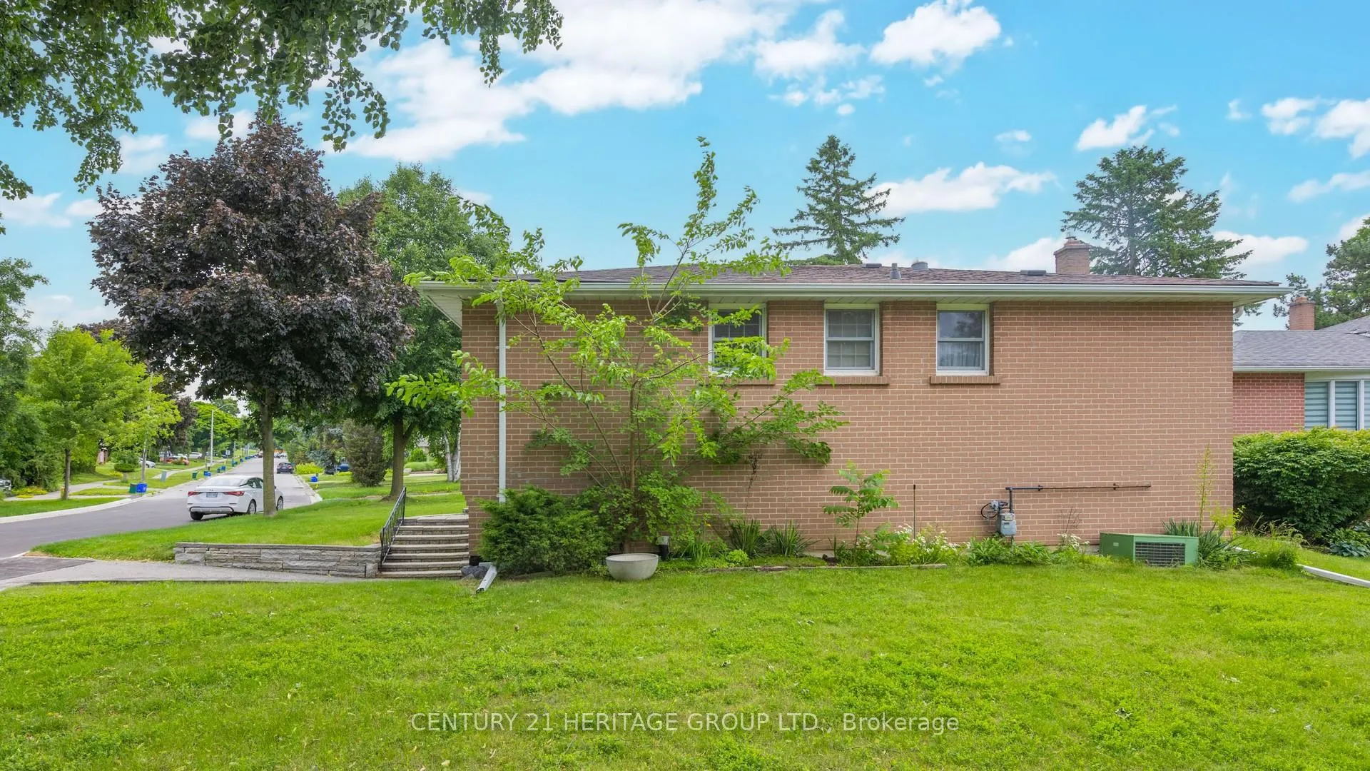 Photo 36 of 1 Dunsinane Drive, Markham, Royal Orchard — HOMEH