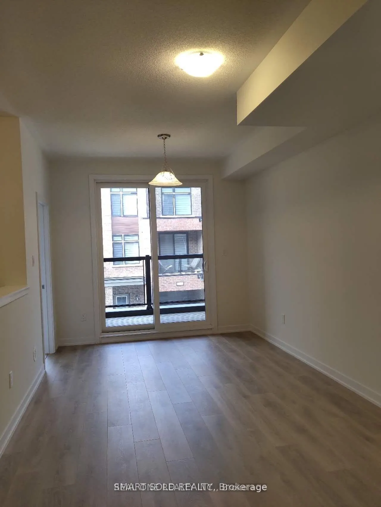 Photo 4 of Unit 1407, 1865 Pickering Parkway, Pickering, Village East — HOMEH