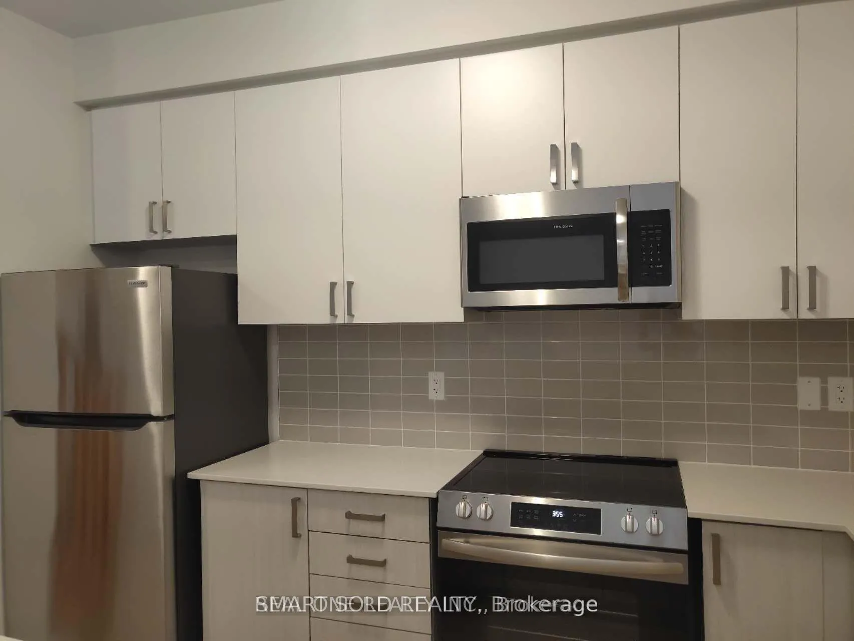 Photo 5 of Unit 1407, 1865 Pickering Parkway, Pickering, Village East — HOMEH