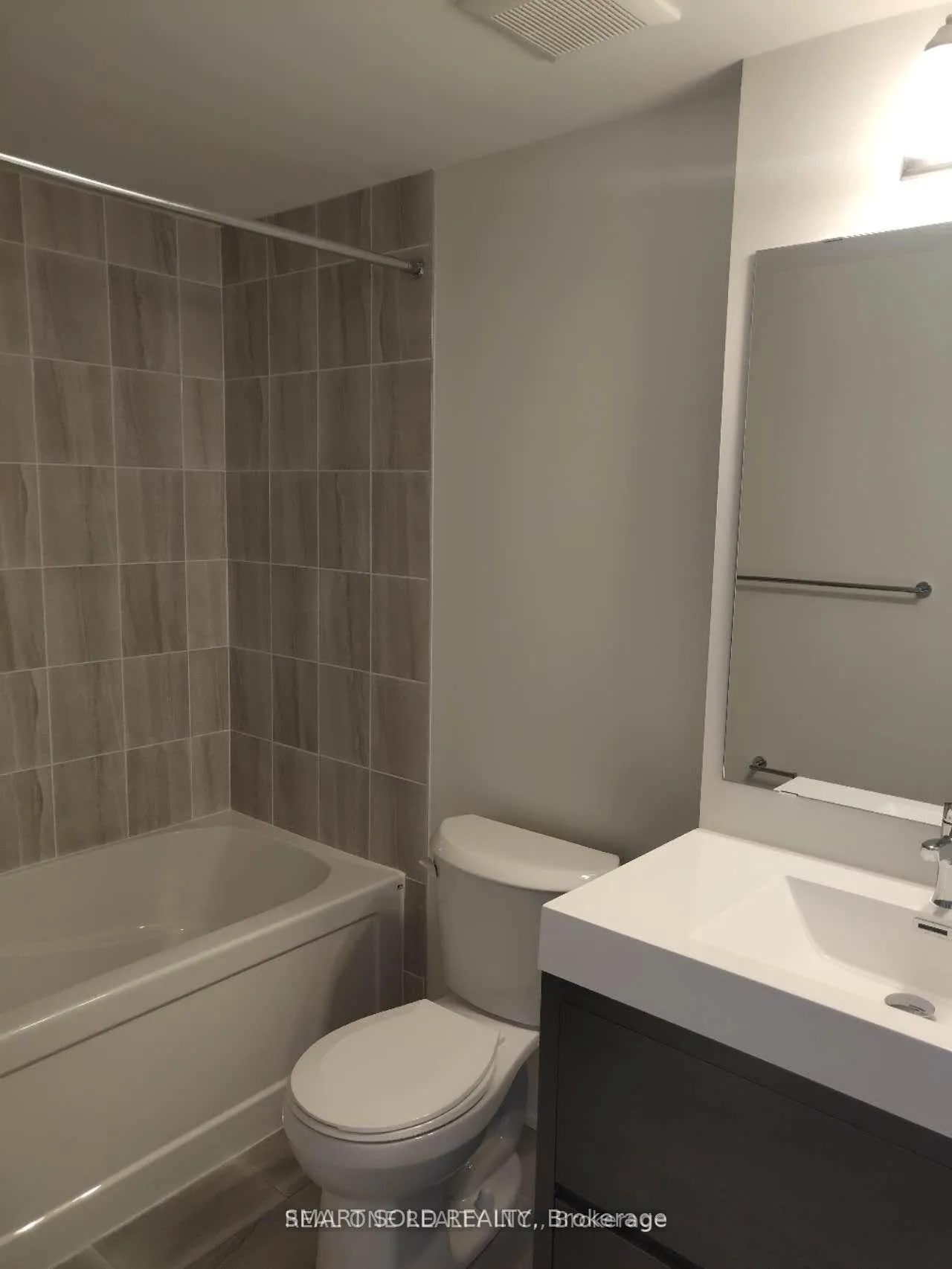 Photo 11 of Unit 1407, 1865 Pickering Parkway, Pickering, Village East — HOMEH