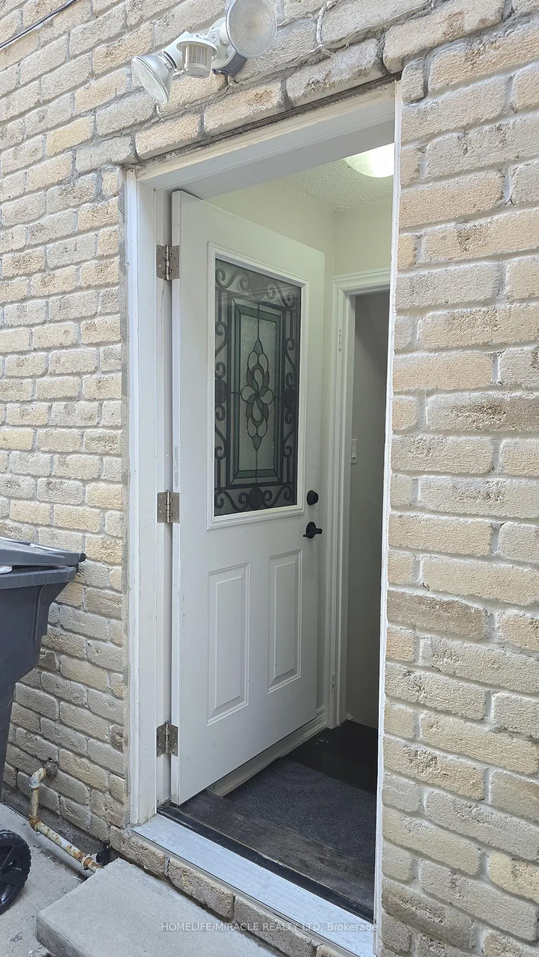 Photo 1 of 59 Castle Oaks Cross, Brampton, Bram East — HOMEH