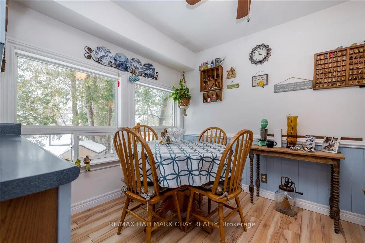 Photo 10 of 930 Gilmore Avenue, Innisfil, Lefroy — HOMEH