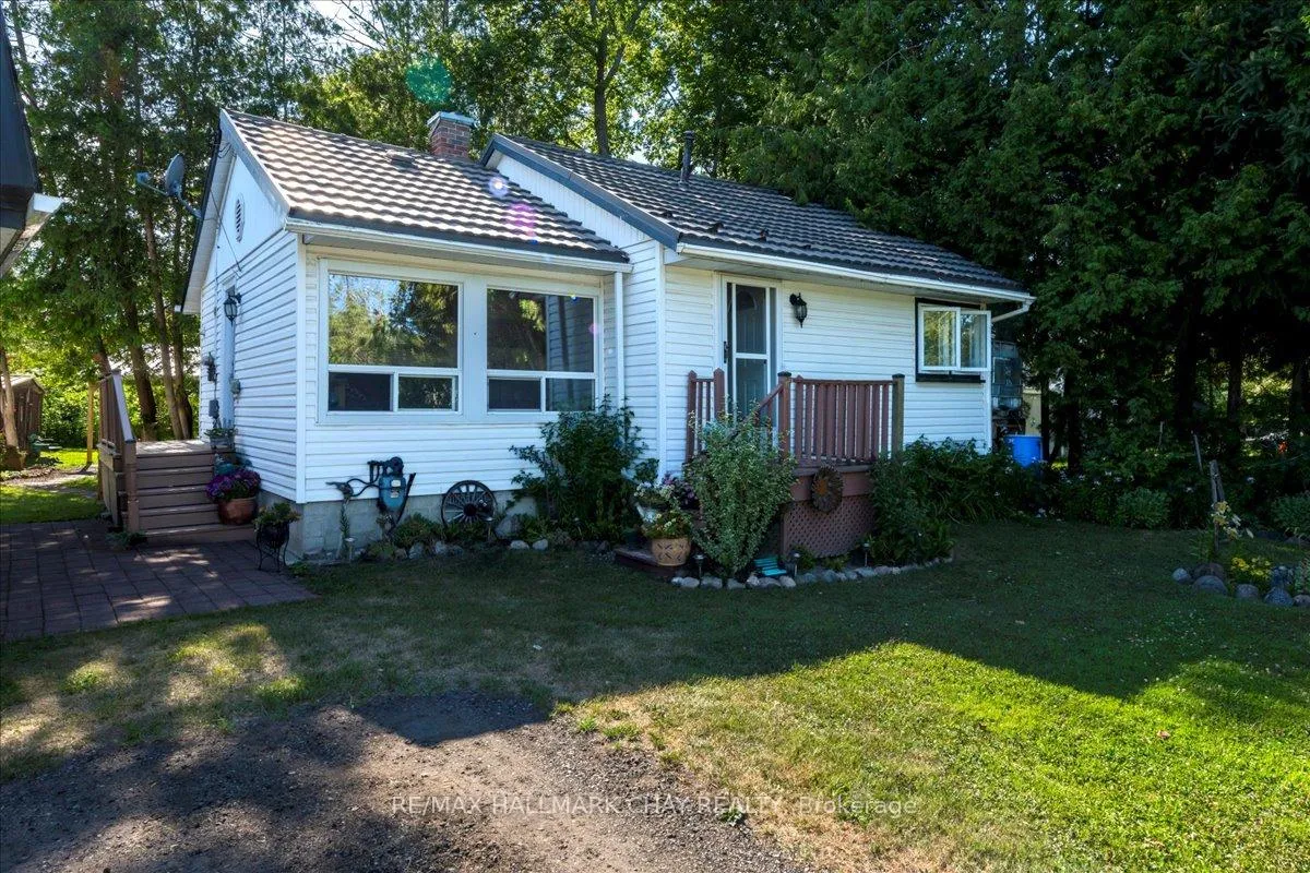 Photo 17 of 930 Gilmore Avenue, Innisfil, Lefroy — HOMEH