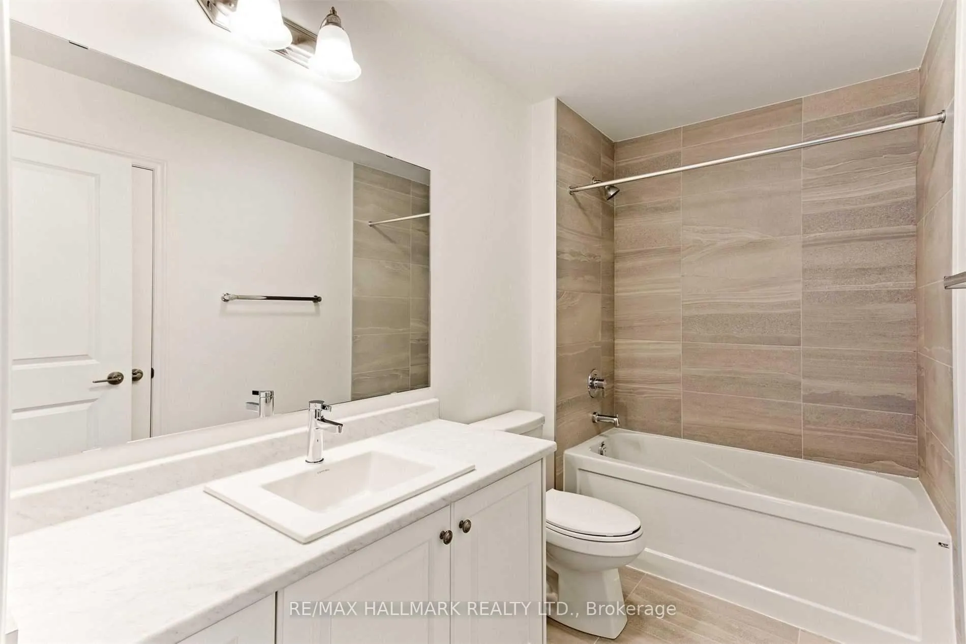Photo 11 of 103 Laing Drive, Whitby, Rural Whitby — HOMEH