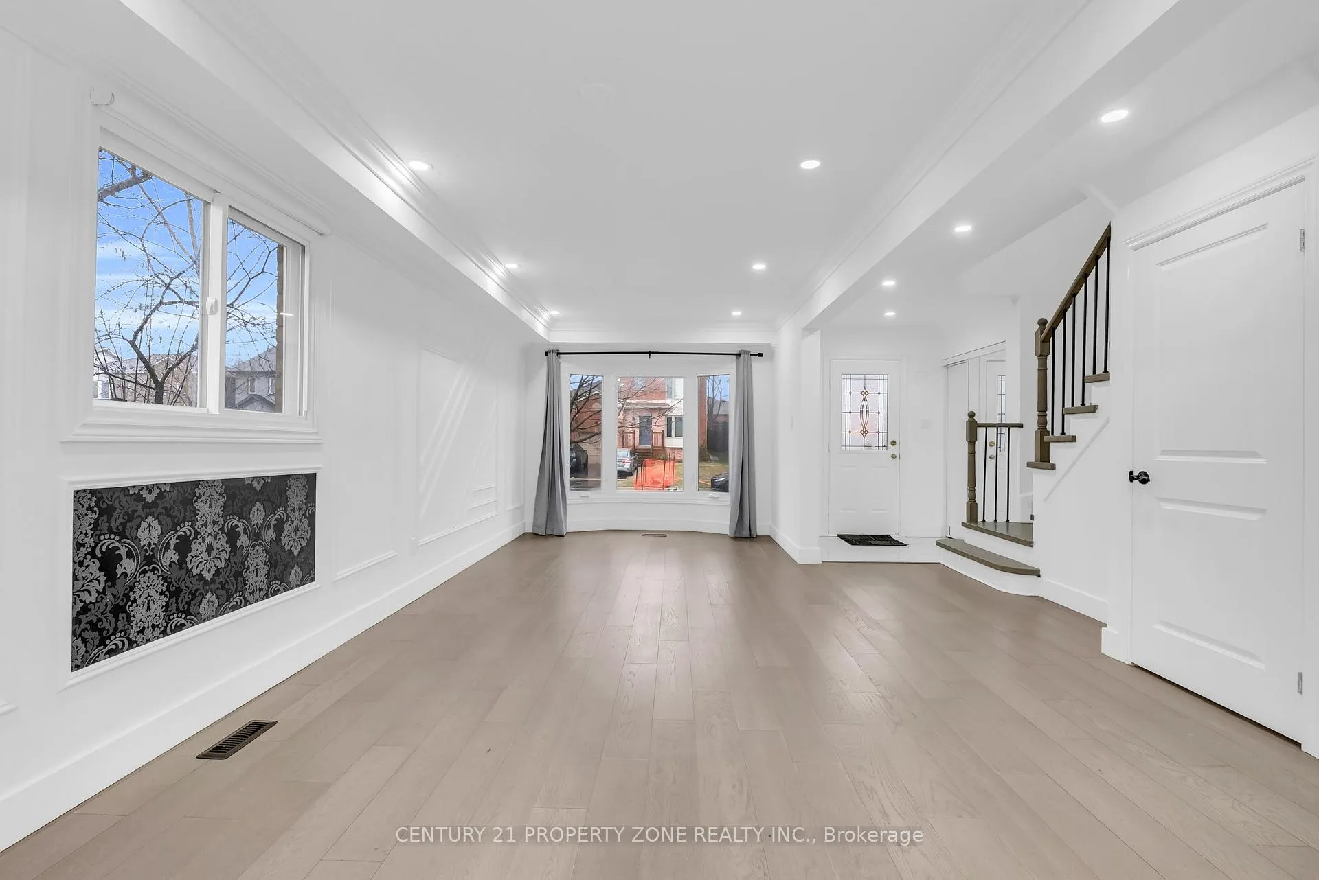 Photo 4 of 188 Cardinal Street, Barrie, Cundles East — HOMEH