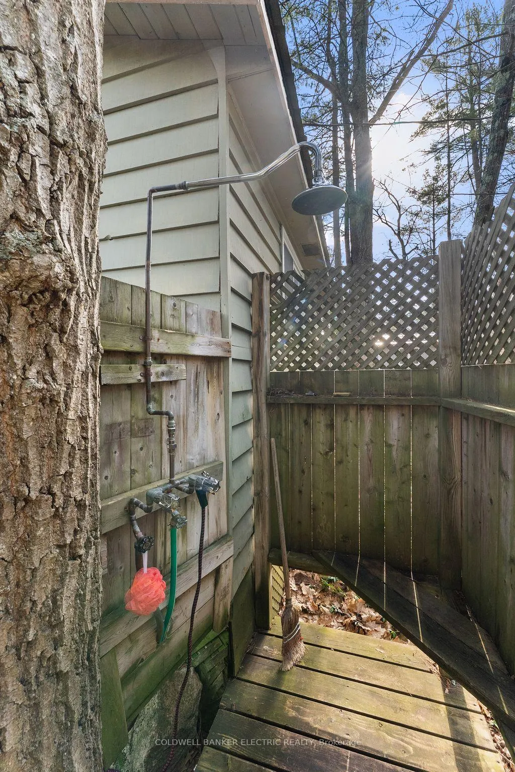 Photo 29 of 2711 Channel View Lane, Selwyn — HOMEH