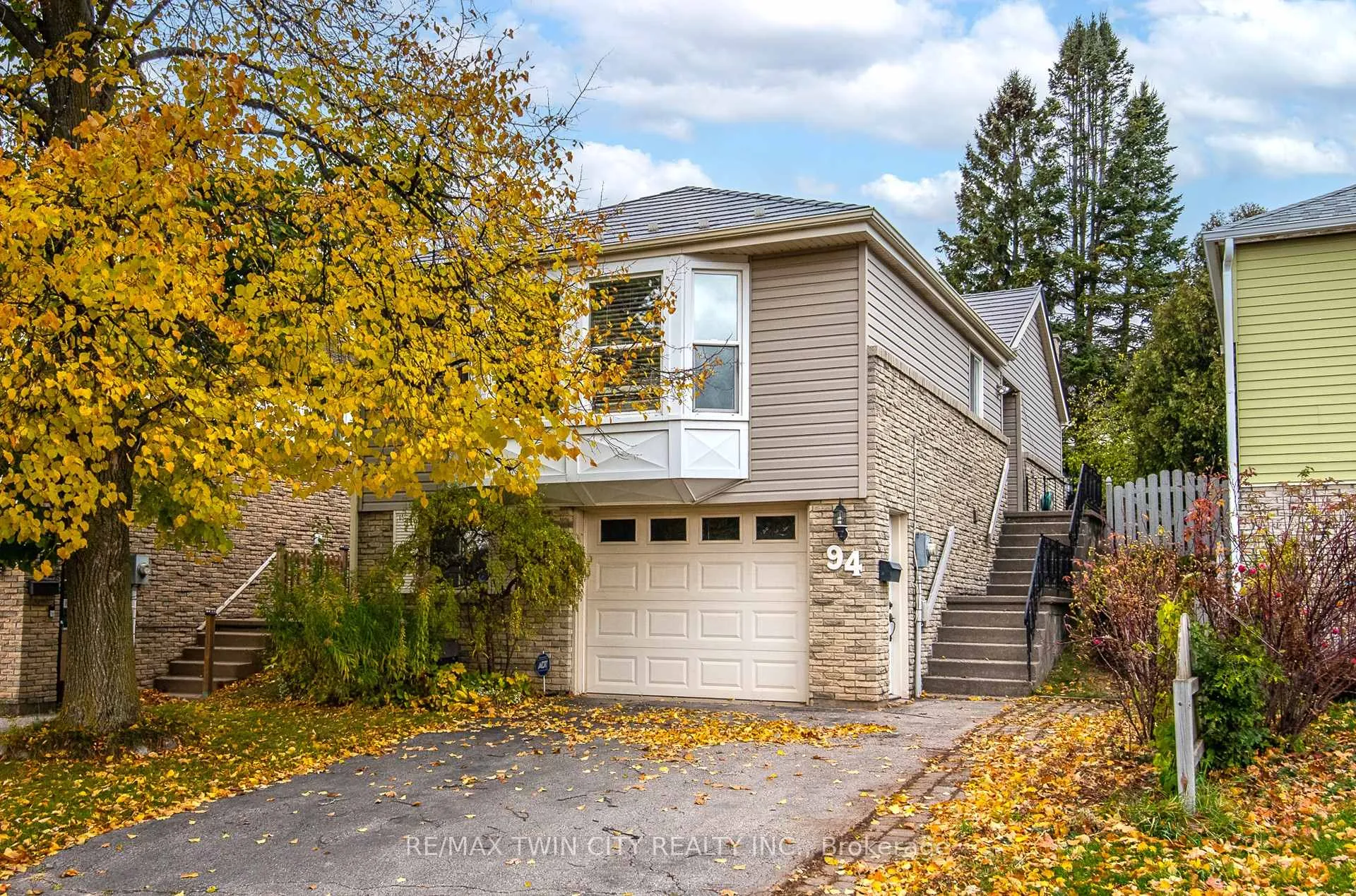 Photo 1 of 94 Macatee Place, Cambridge — HOMEH