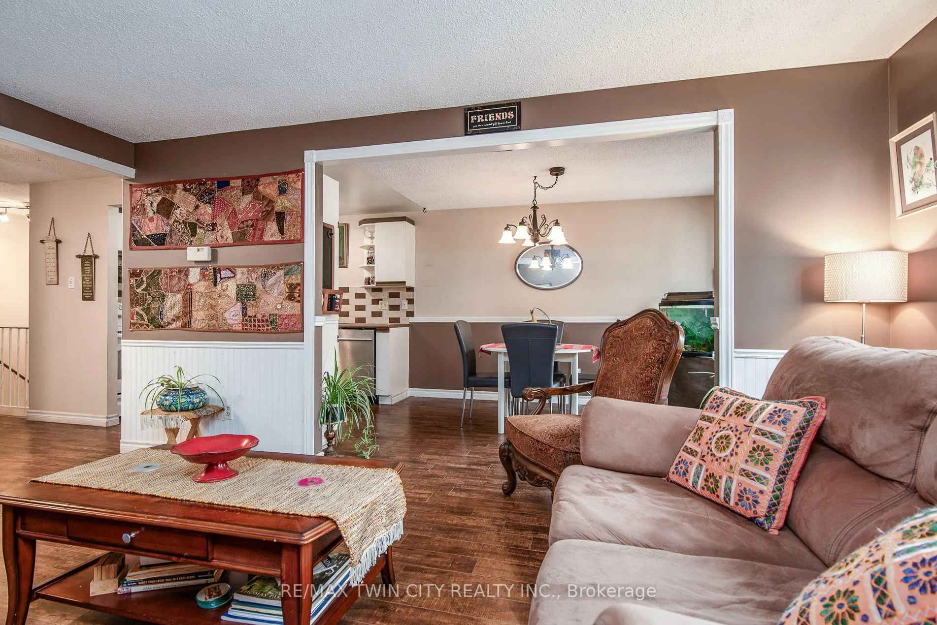 Photo 17 of 94 Macatee Place, Cambridge — HOMEH