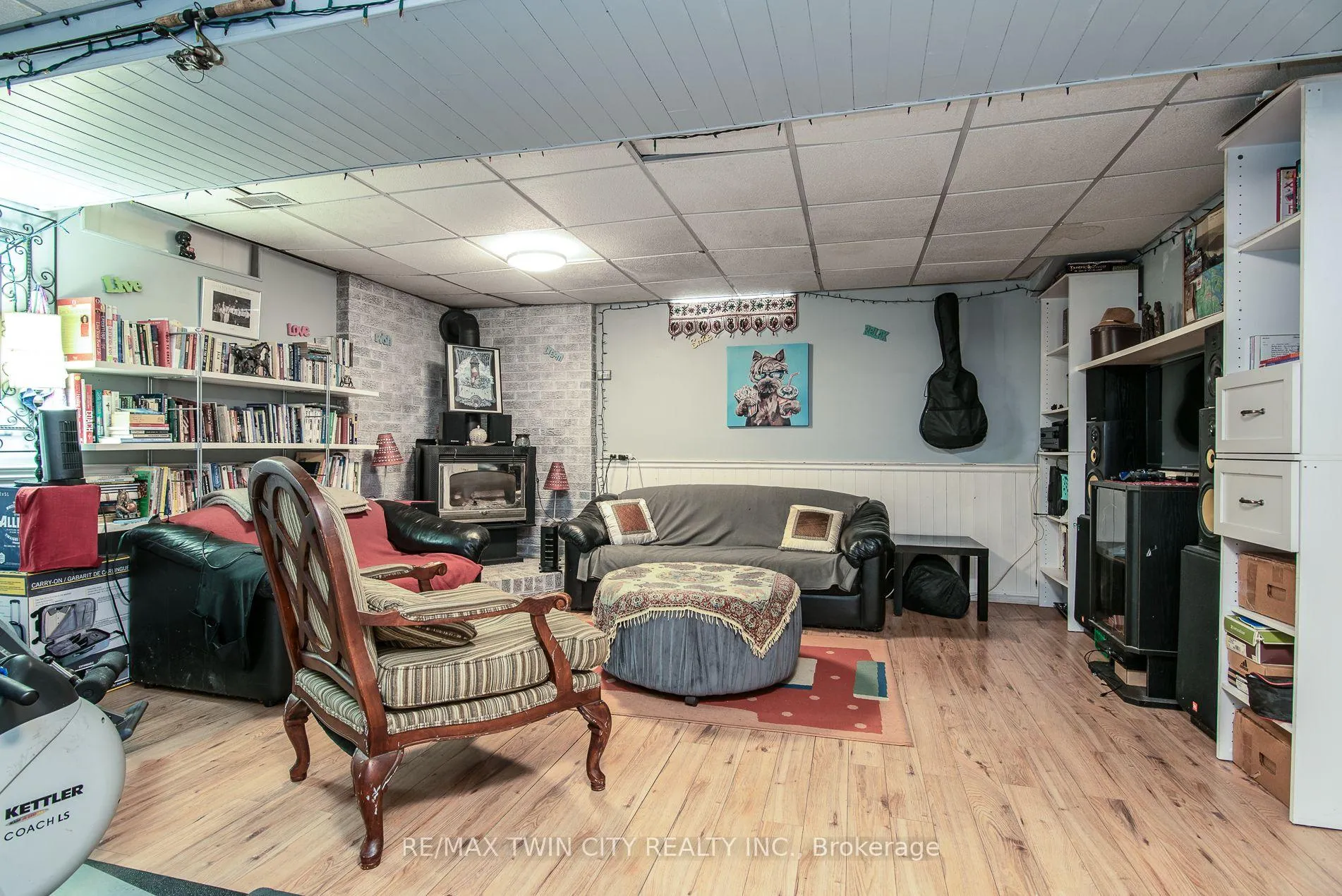 Photo 38 of 94 Macatee Place, Cambridge — HOMEH
