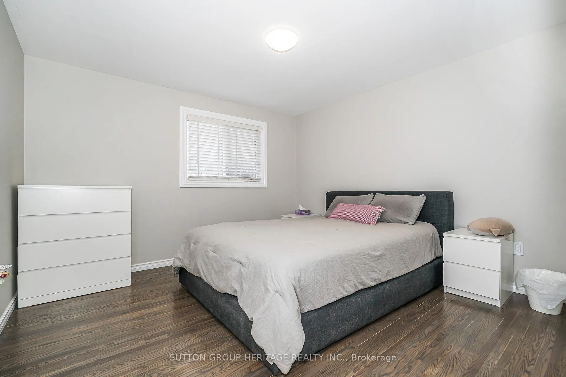 Photo 13 of 437 Sedan Crescent, Oshawa, Central — HOMEH
